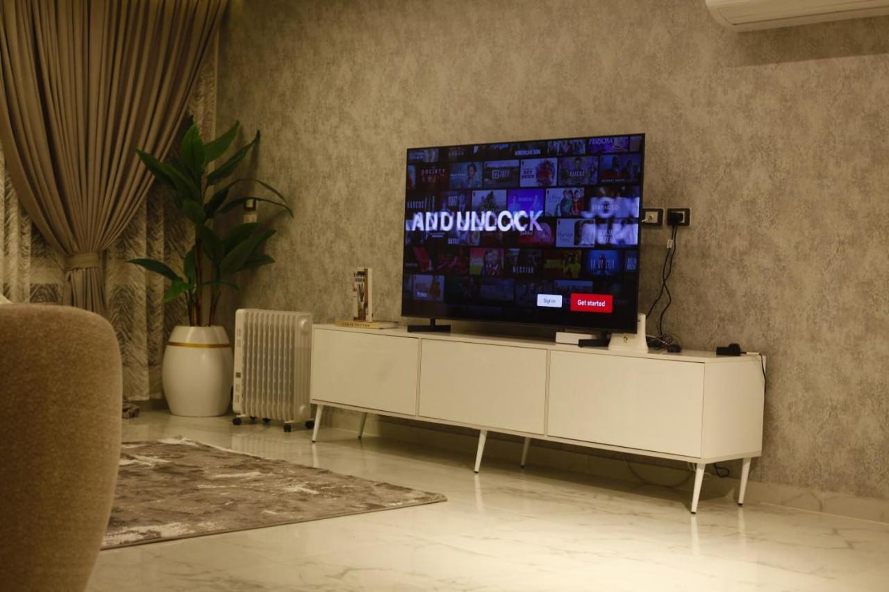 Cuzy Ultra Superlux apartment