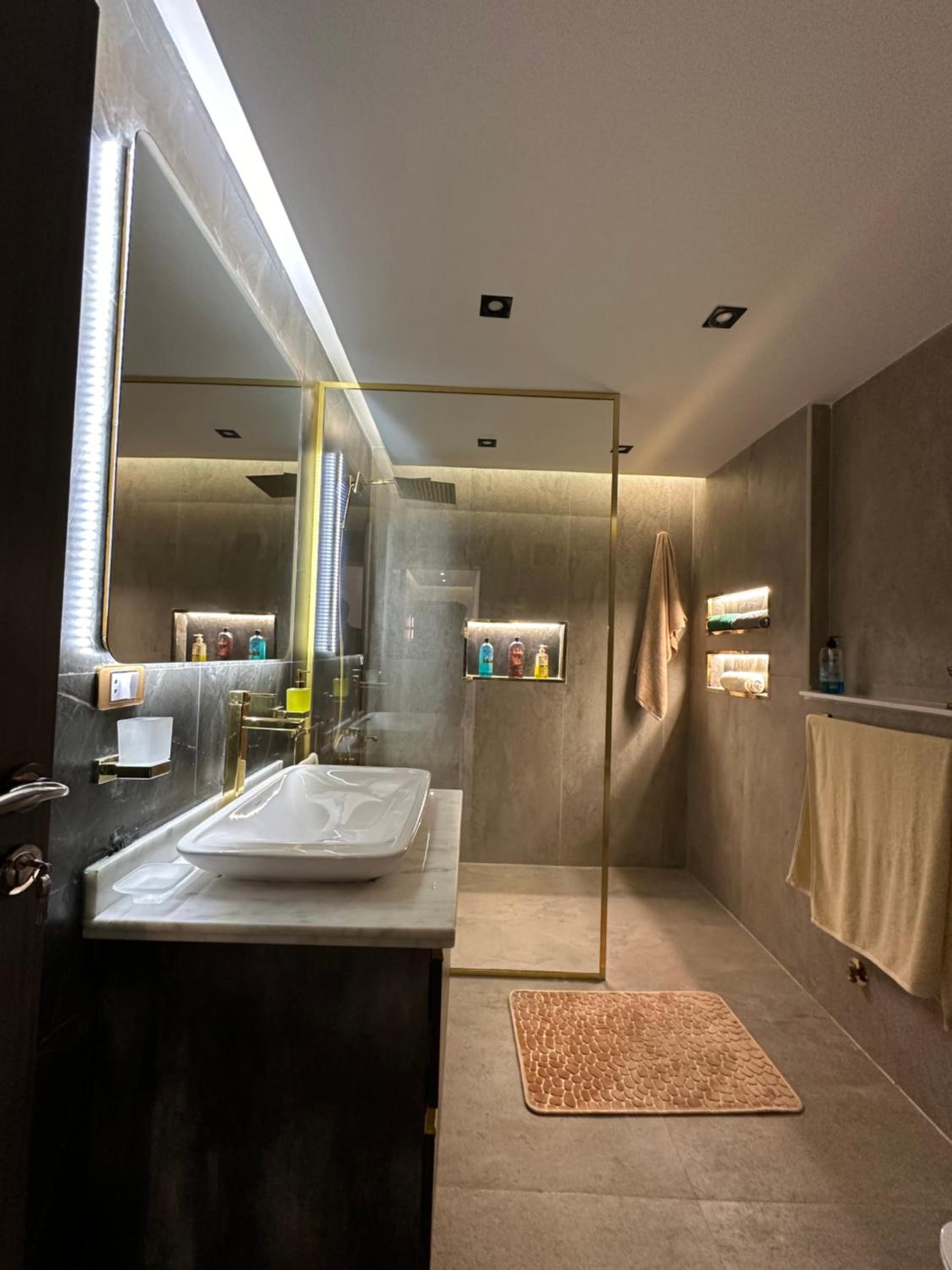 Cuzy Ultra Superlux apartment