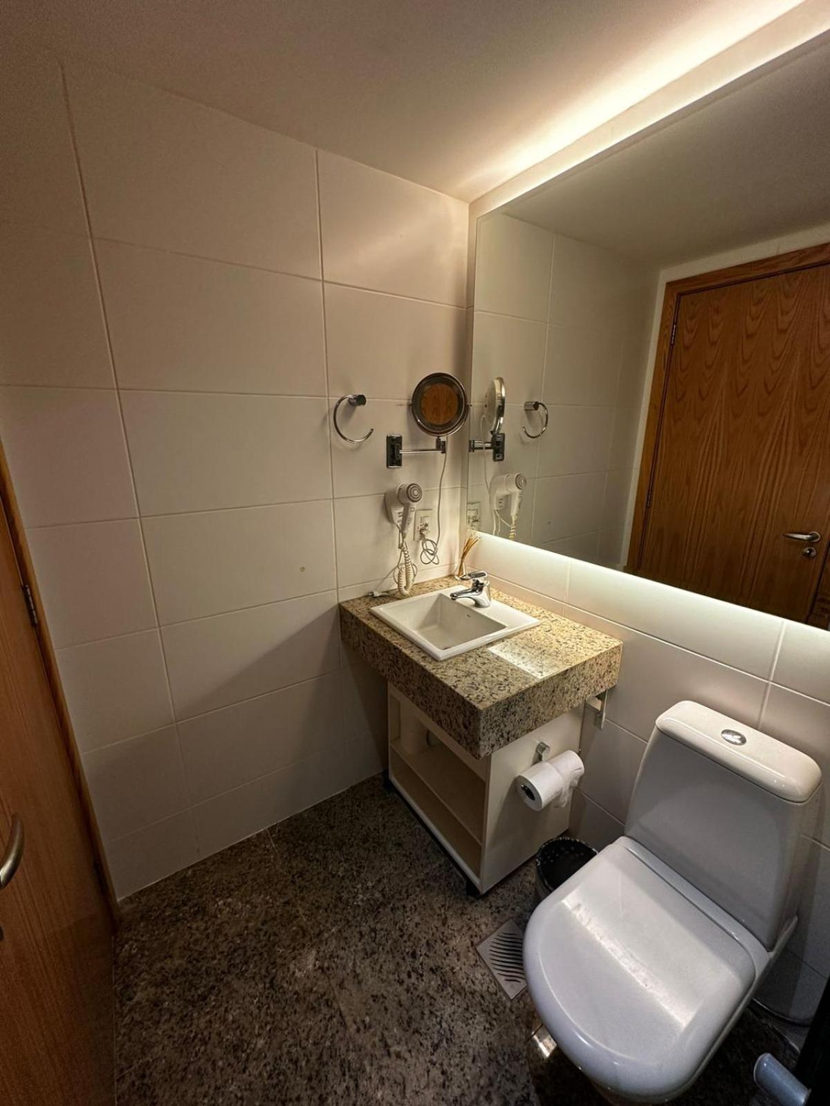 Alugueasy - Hotel Cullinan