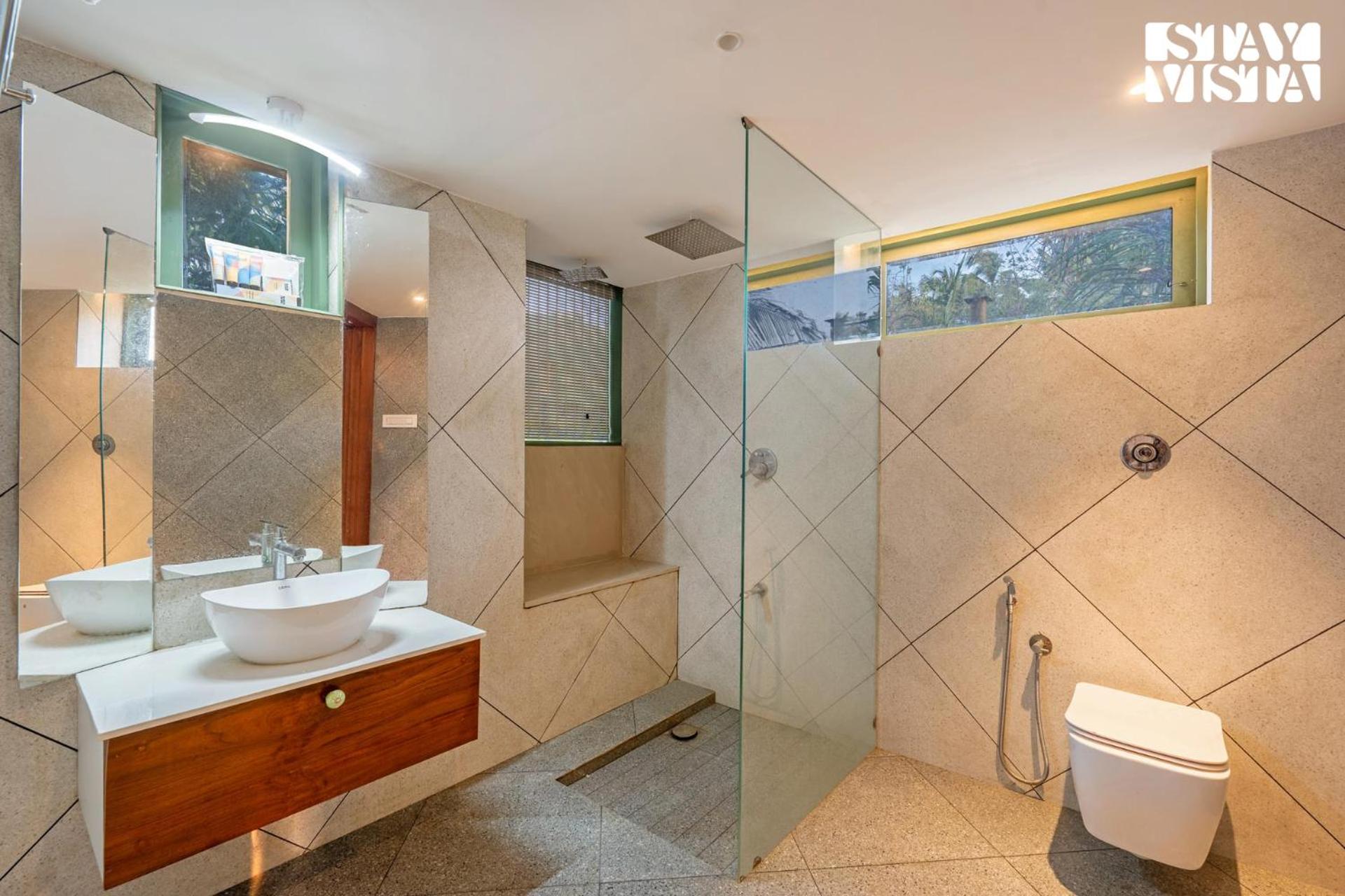 StayVista at Own The Beach Life - 1 BHK Pet Friendly - Beach View view 5