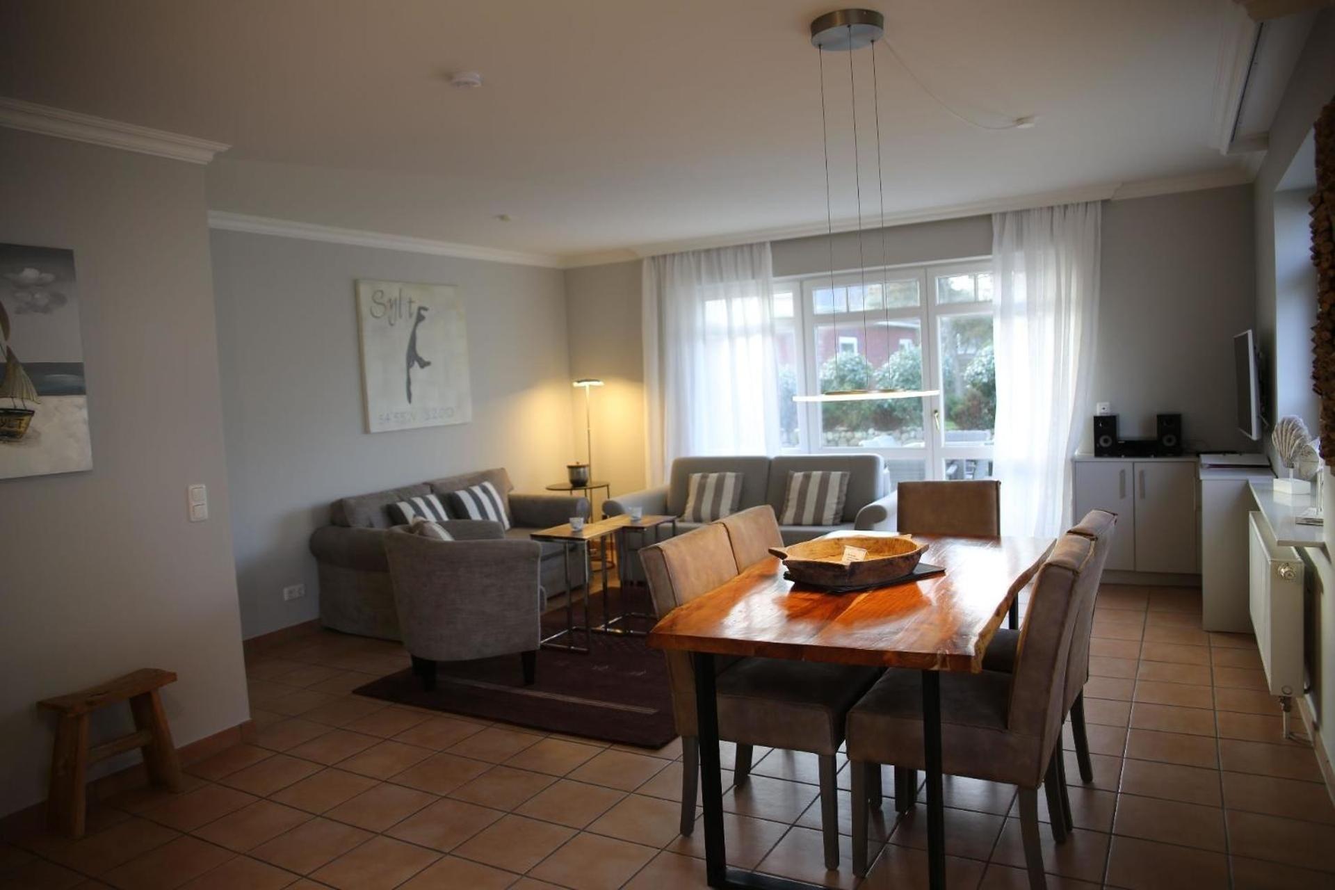 Wohnung In Wenningstedt Braderup Mit Terrasse