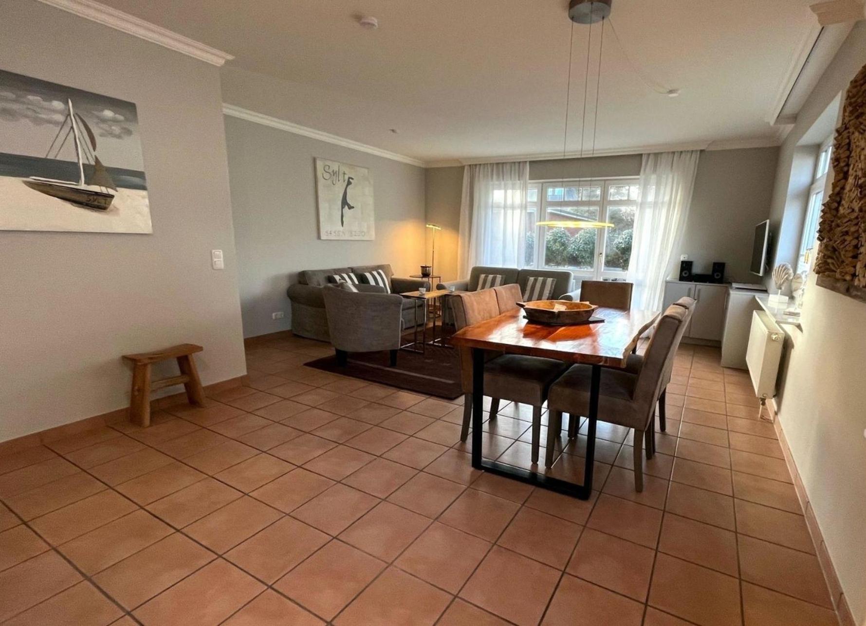 Wohnung In Wenningstedt Braderup Mit Terrasse