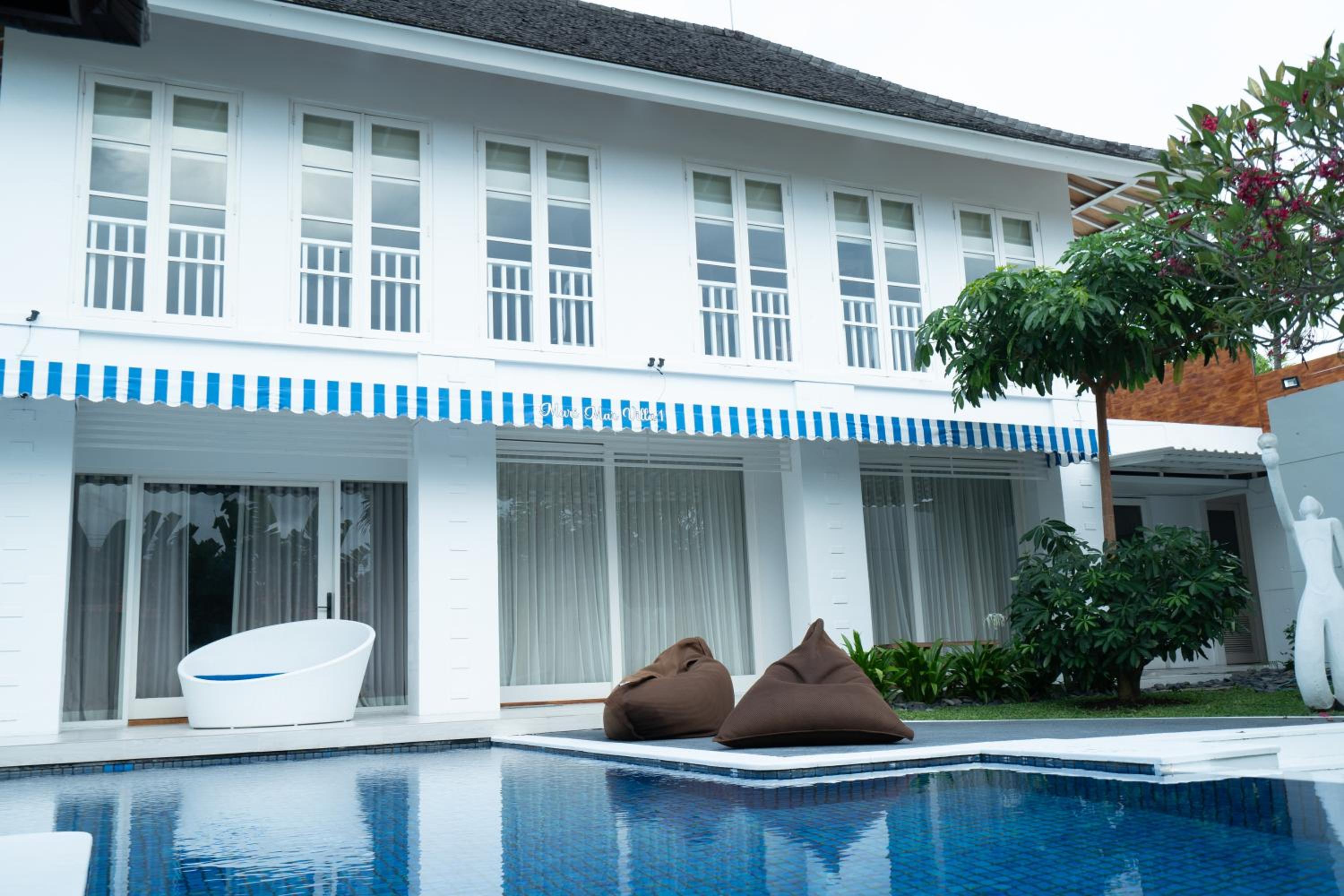 Mari Mar Villa 1 view 3