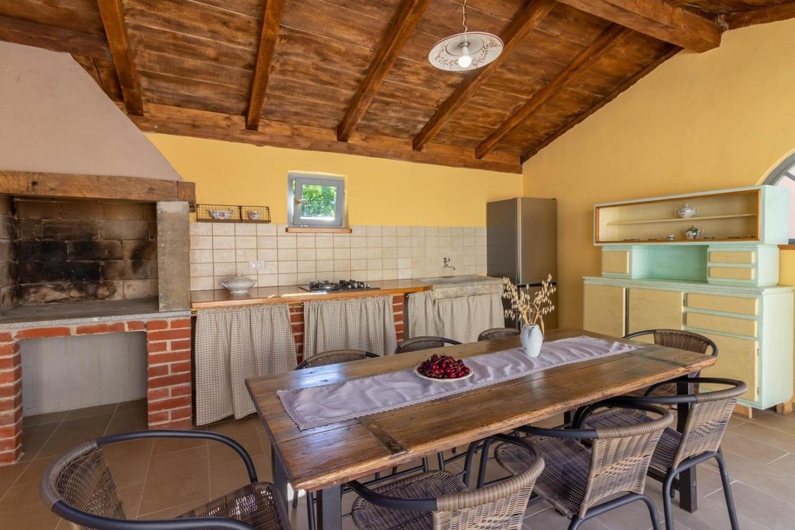 Ferienhaus mit Privatpool für 7 Personen ca 160 qm in Sveti Bartul, Istrien Bucht von Raša view 4