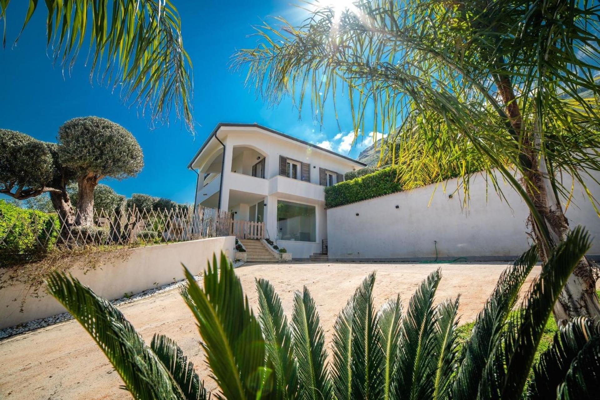 Ferienhaus mit Privatpool für 6 Personen ca 200 qm in Villagrazia di Carini, Sizilien Nordküste von Sizilien