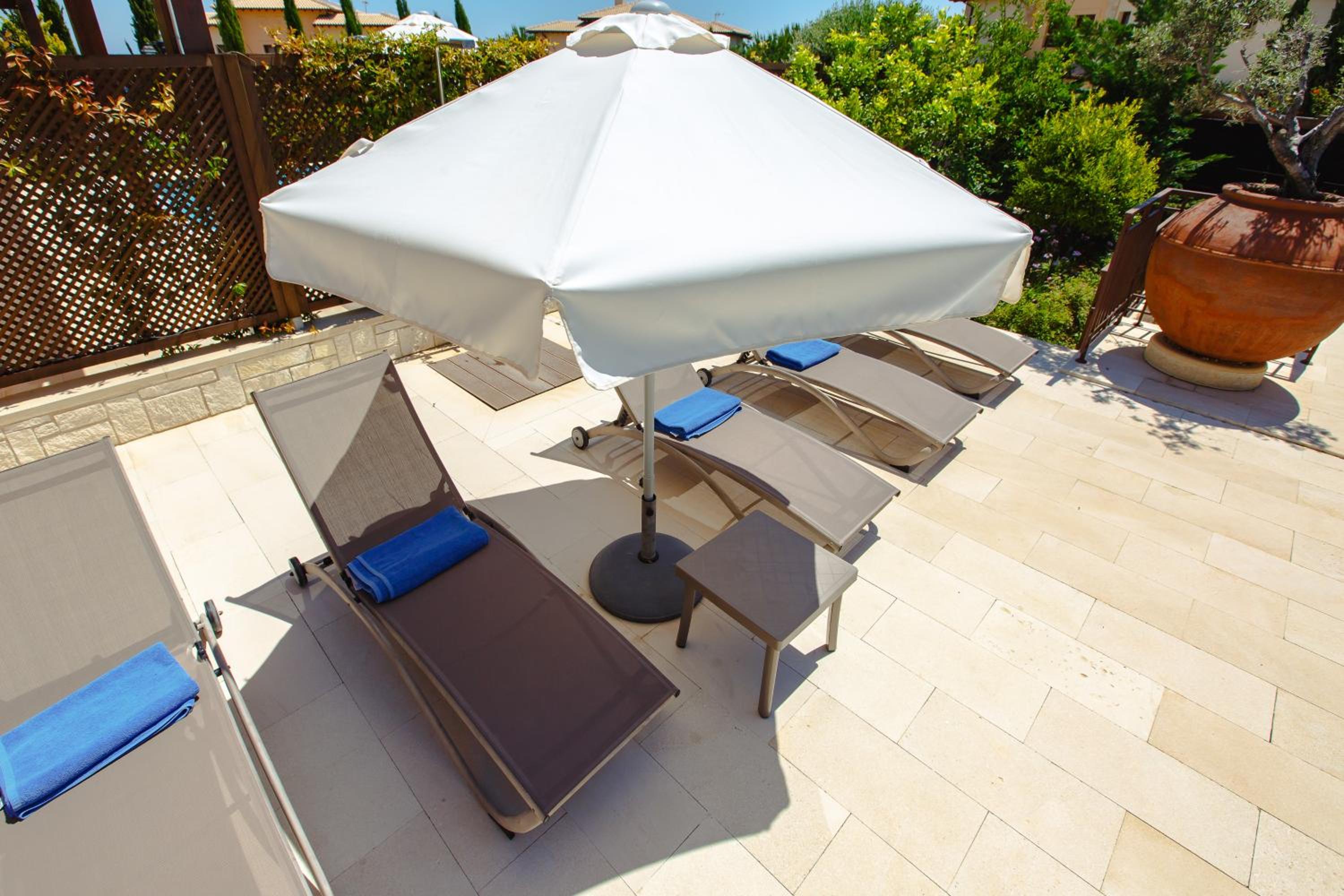 Luxury Elite Villa AJ05 complete with a private, climate controlled pool and a relaxing outdoor Jacuzzi, Aphrodite Hills Resort
