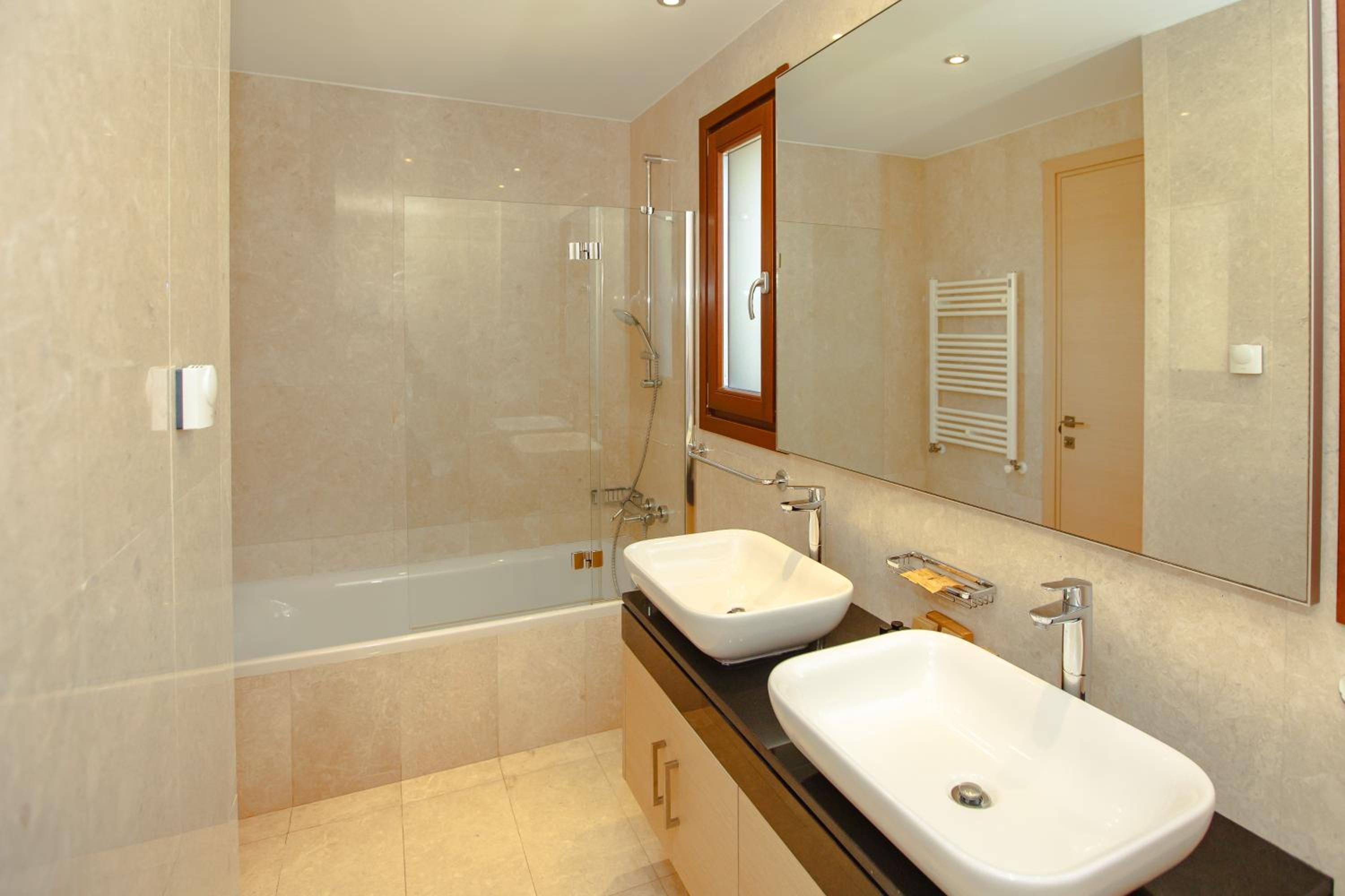 Luxury Elite Villa AJ05 complete with a private, climate controlled pool and a relaxing outdoor Jacuzzi, Aphrodite Hills Resort