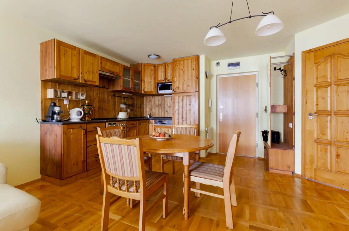Bíbor Apartment