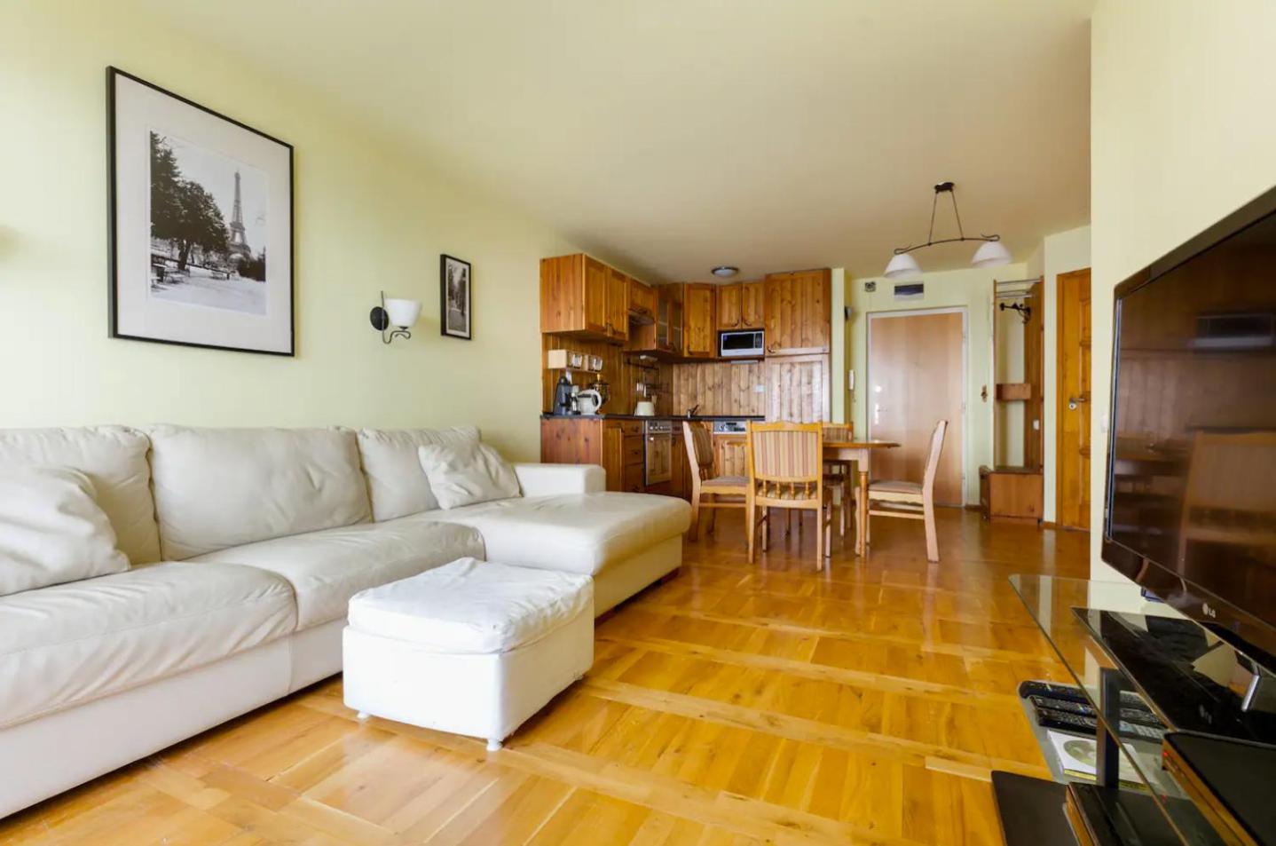Bíbor Apartment