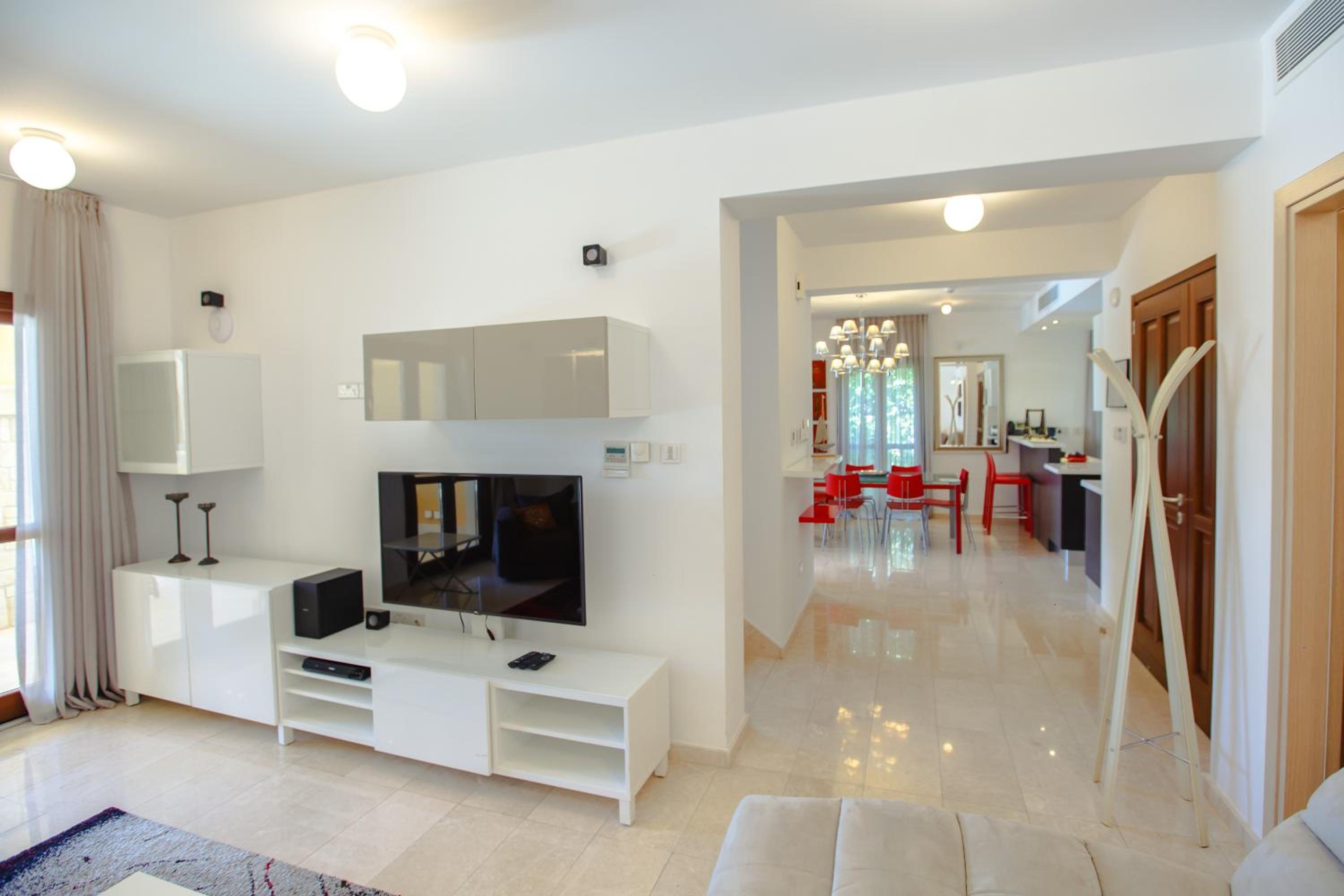 Luxury Elite Villa AJ05 complete with a private, climate controlled pool and a relaxing outdoor Jacuzzi, Aphrodite Hills Resort