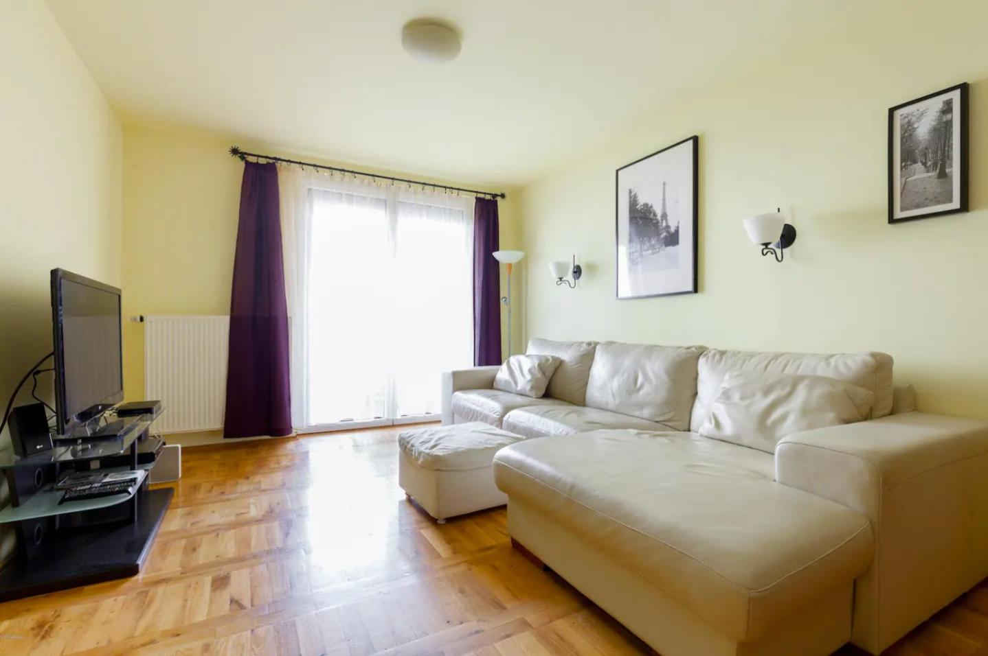 Bíbor Apartment