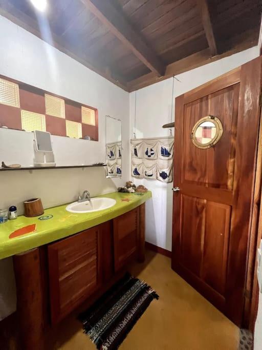 Casa’ Mapola : typical beach jungle house