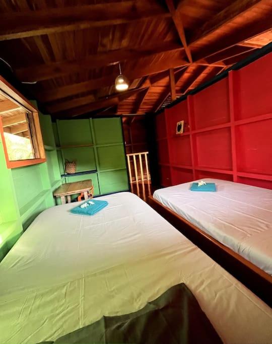 Casa’ Mapola : typical beach jungle house
