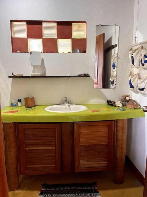 Casa’ Mapola : typical beach jungle house