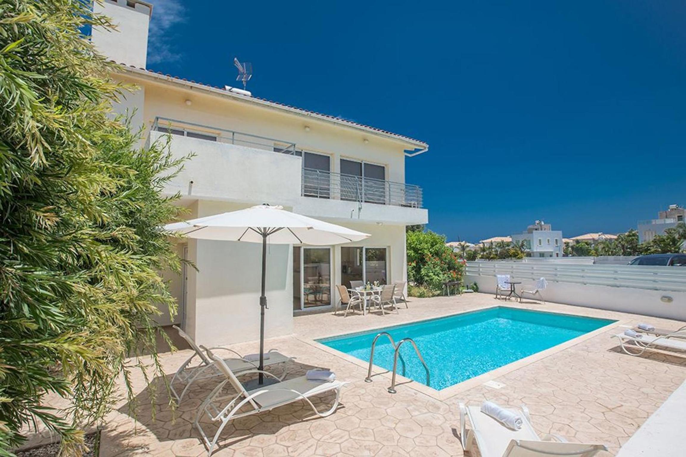 Central Protaras Villa 3 Bedrooms Private Pool Villa Dafnis Morfi