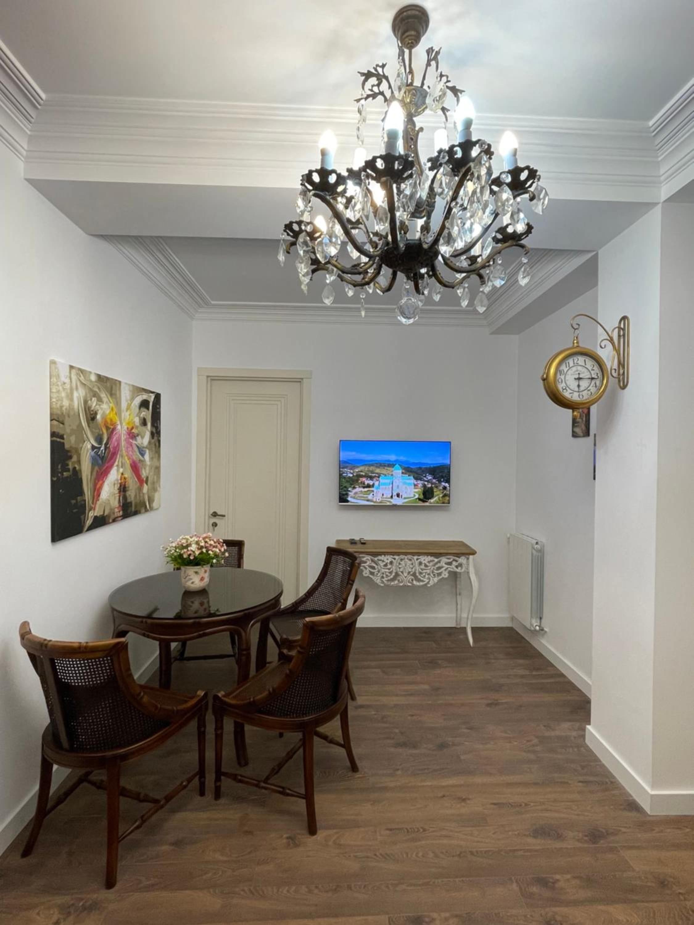 Picasso Apartment Kutaisi