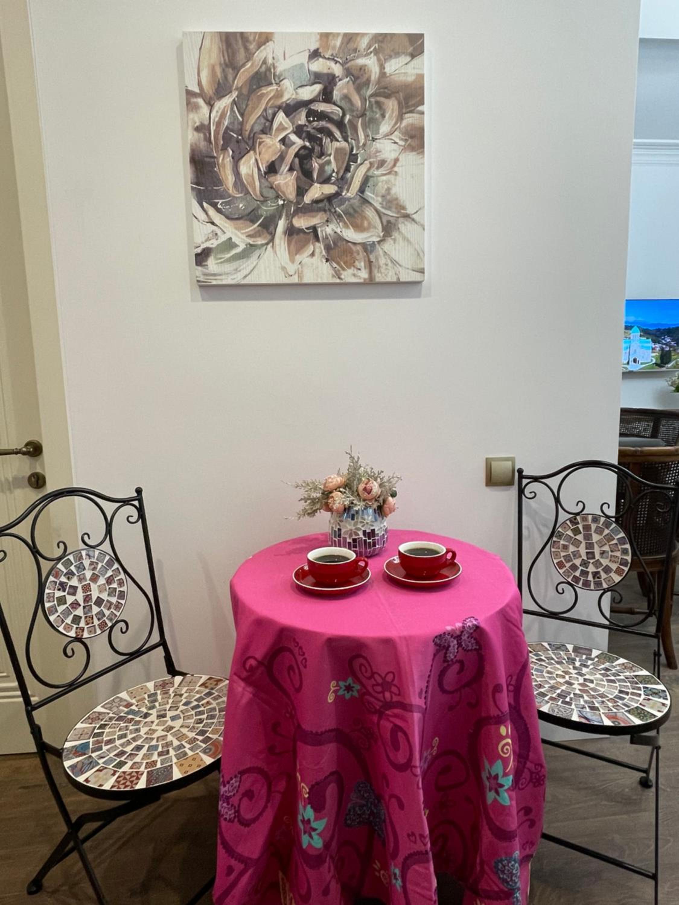 Picasso Apartment Kutaisi