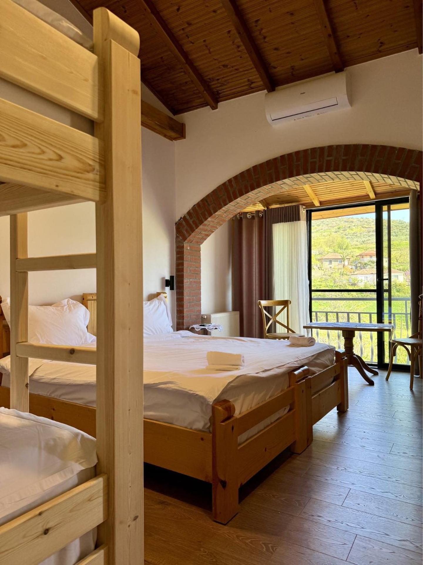Alpeta Agrotourism & Winery - Roshnik , Berat