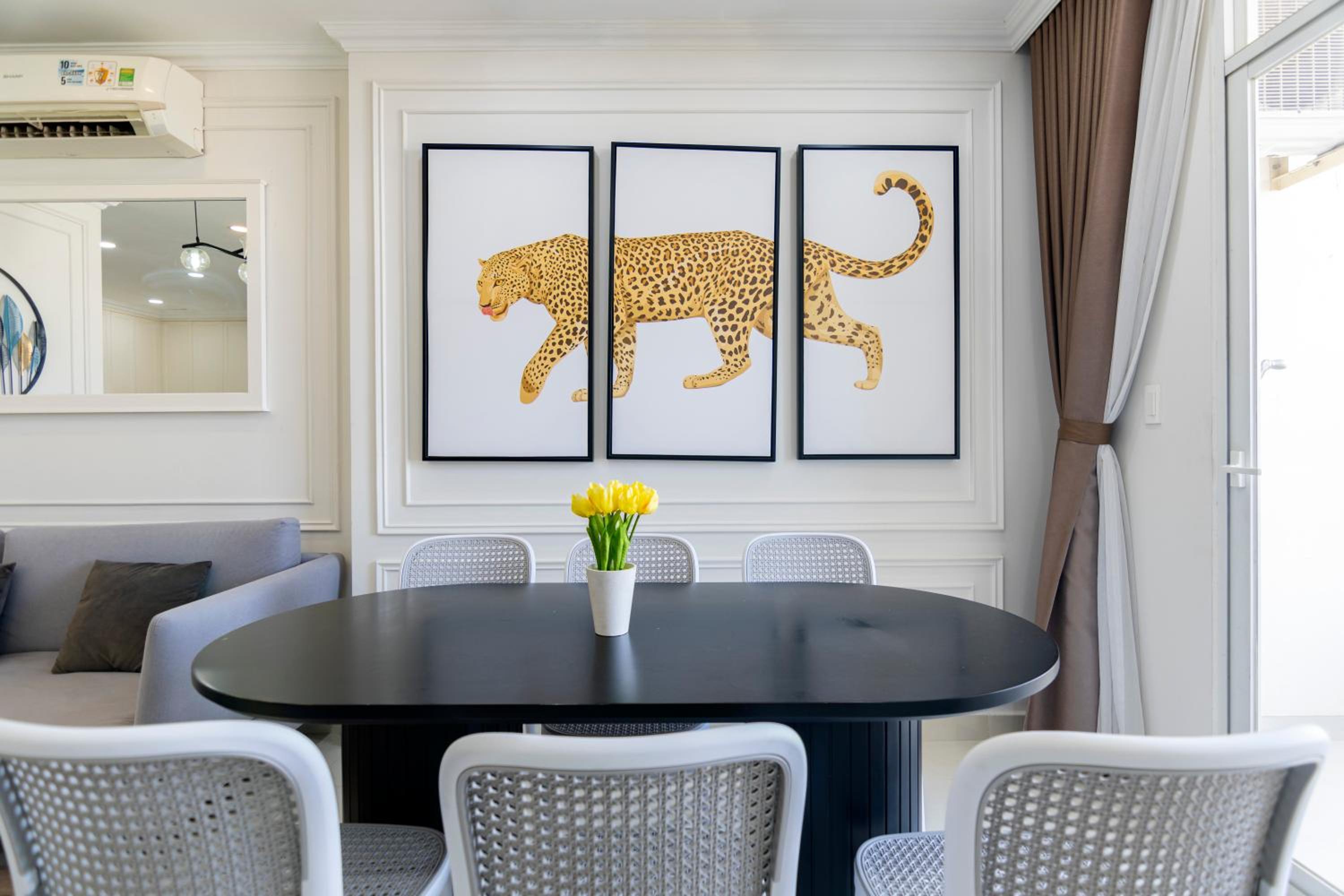 The Luxury GRAND RIVERSIDE Apartment City Center