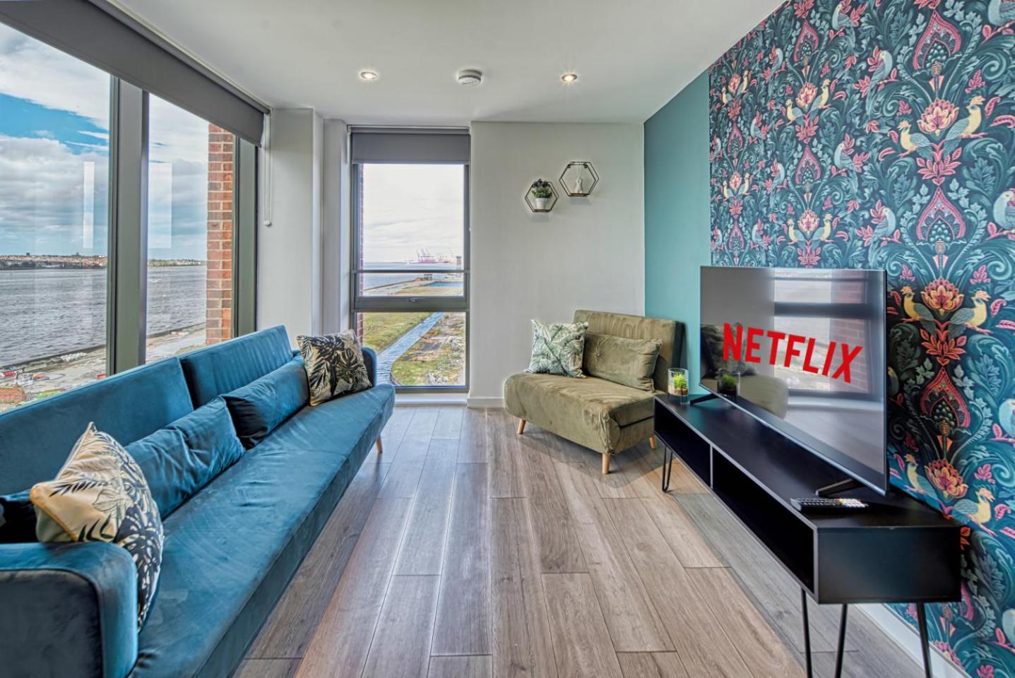 The Ultimate Escape Great View - Sleeps 6 view 4