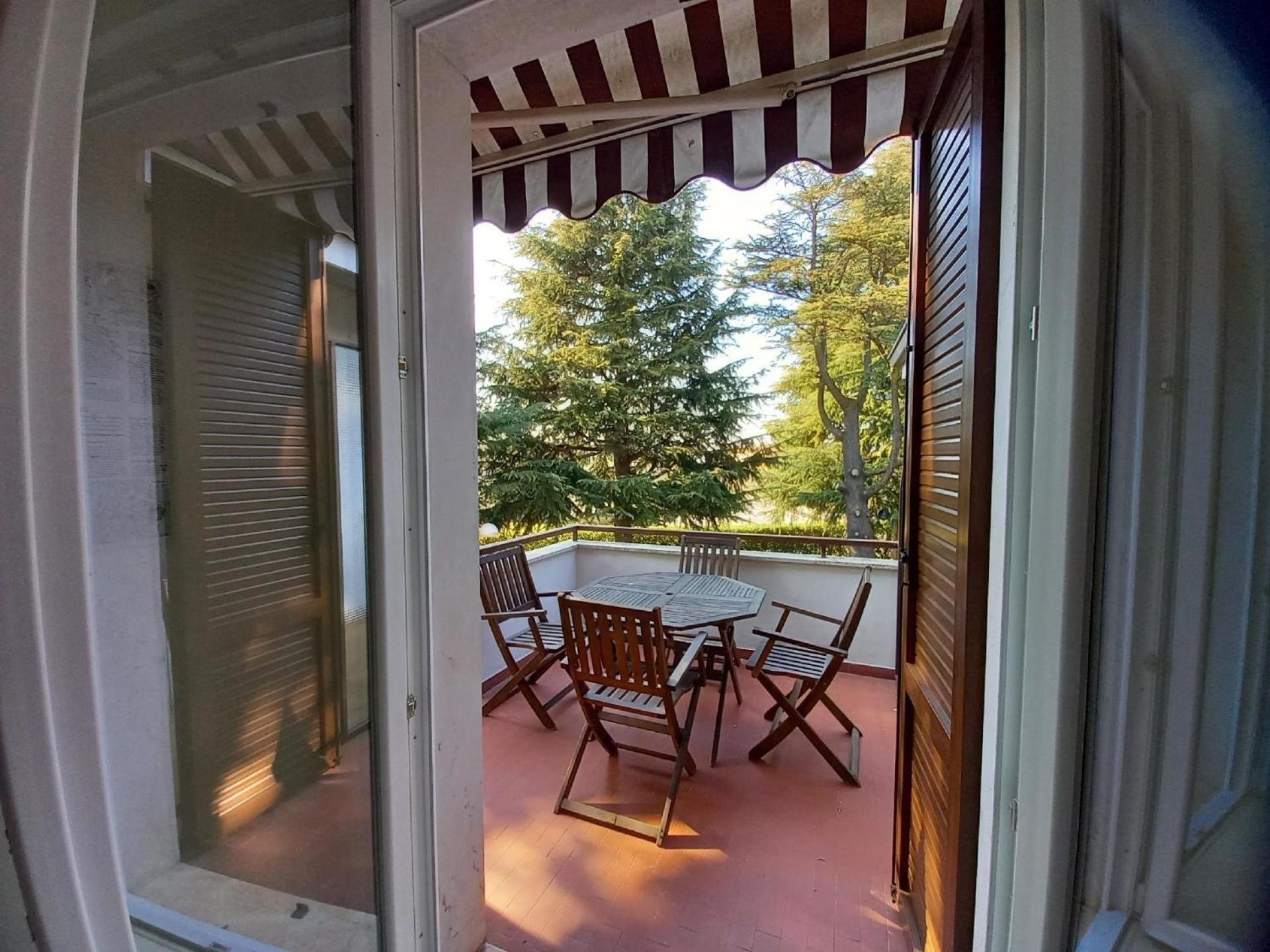 Ruhige Ferienwohnung mit privater Terrasse
