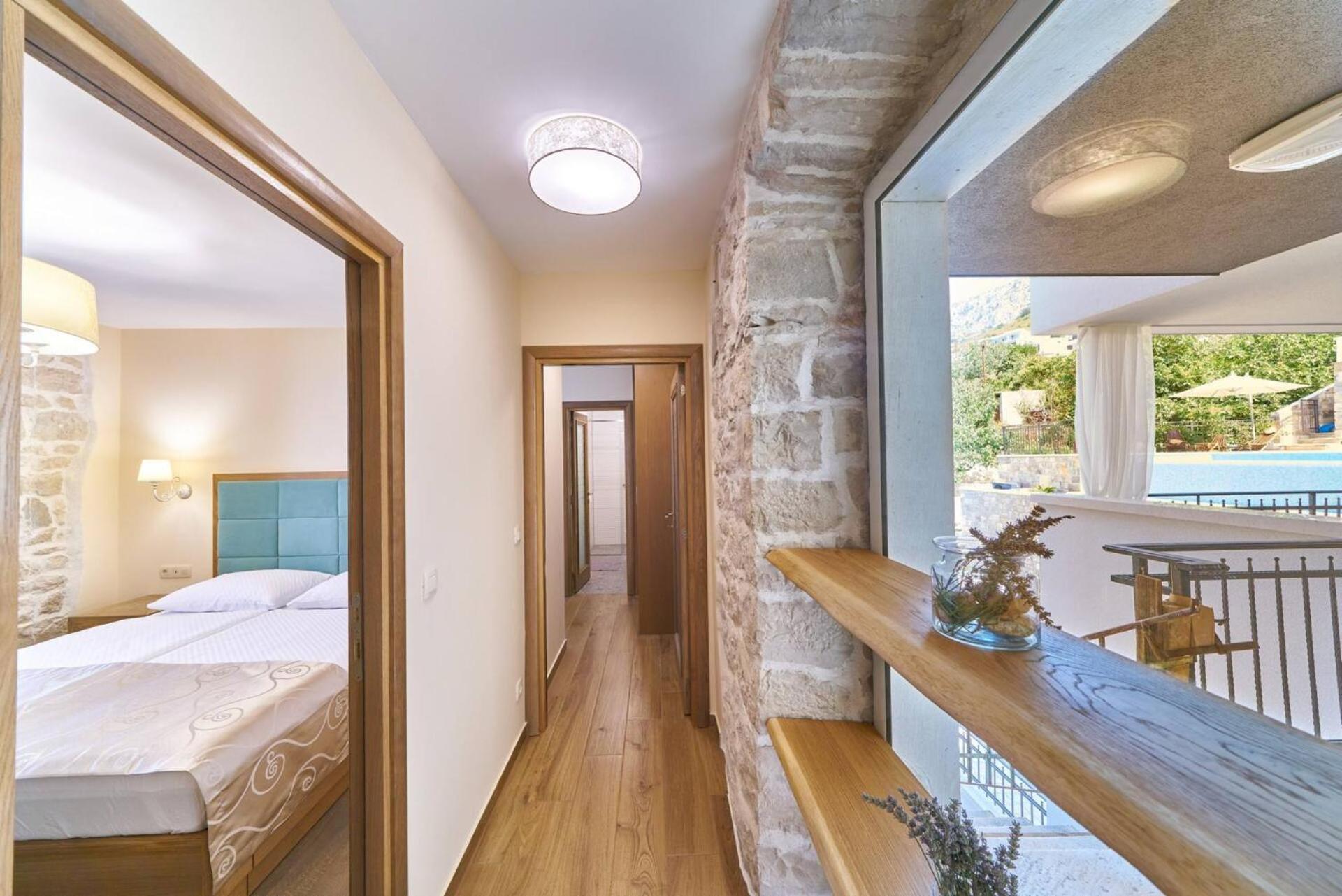 Exclusive Villa Amara, heated pool - sea view view 2