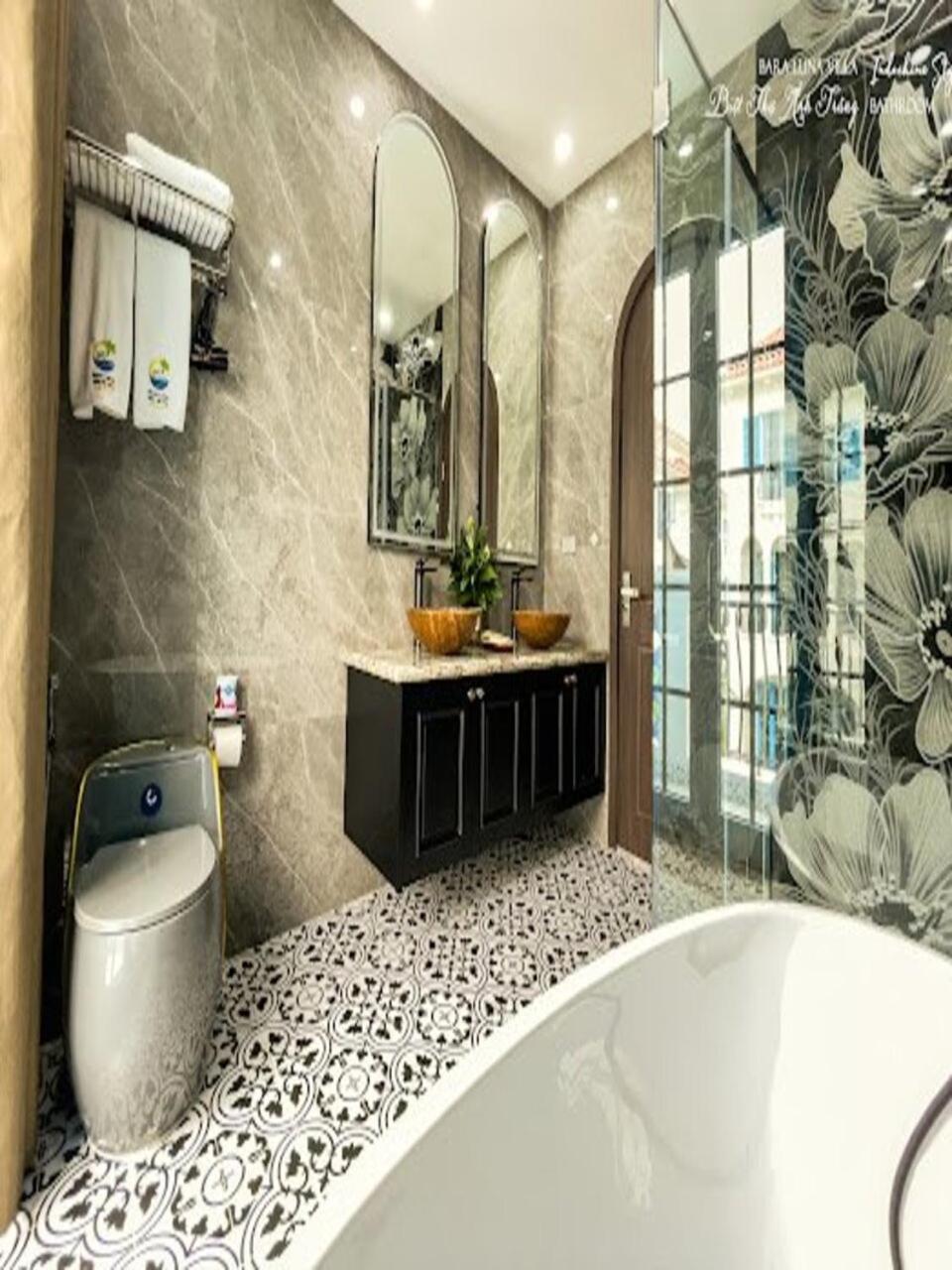 Chuỗi Villa 5 Ngủ Sun Grand Ferria - trung tâm Bãi Cháy- Sát biển view 5
