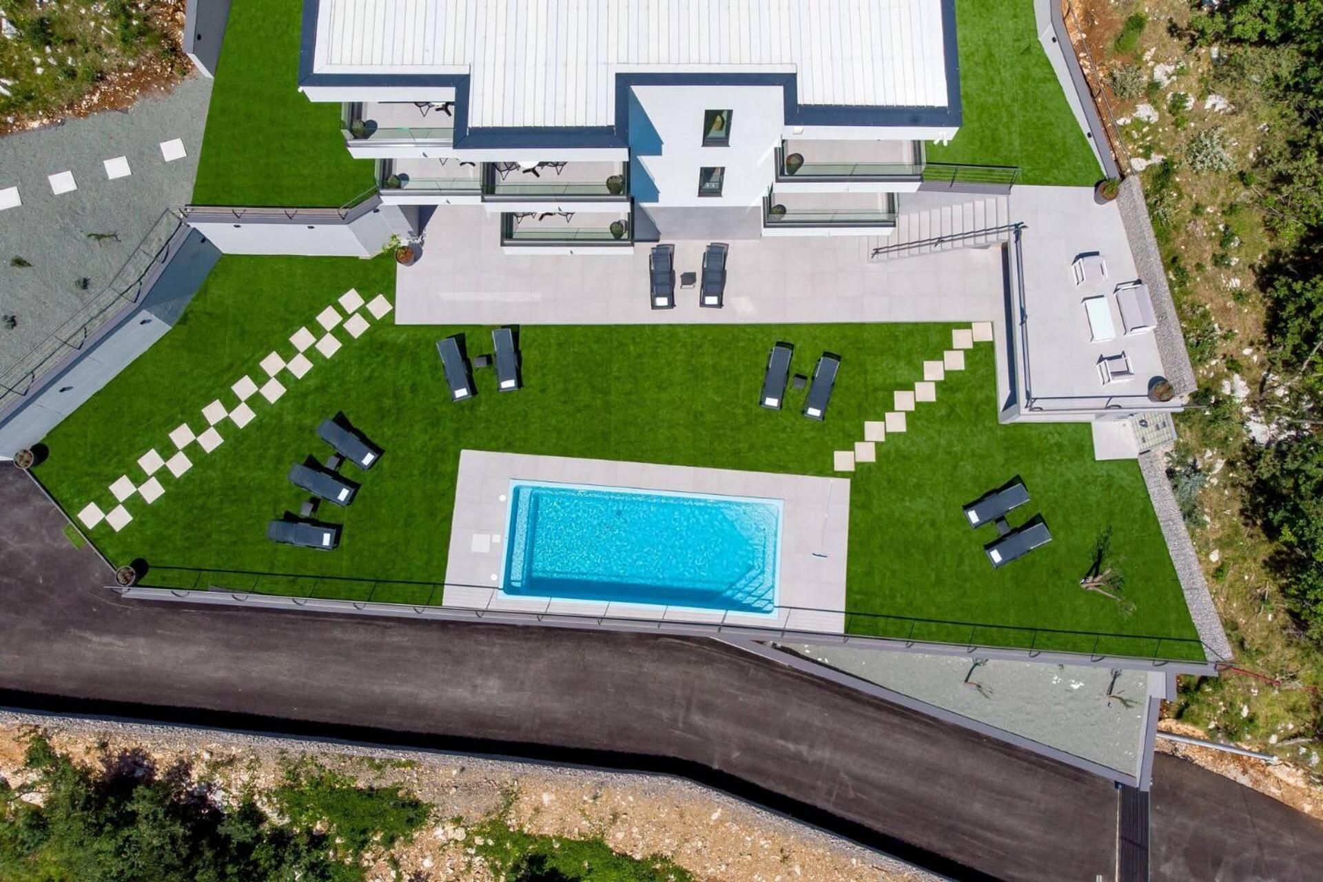 Luxury Villa Amataa - 38m2 pool, jacuzzi, sauna view 4