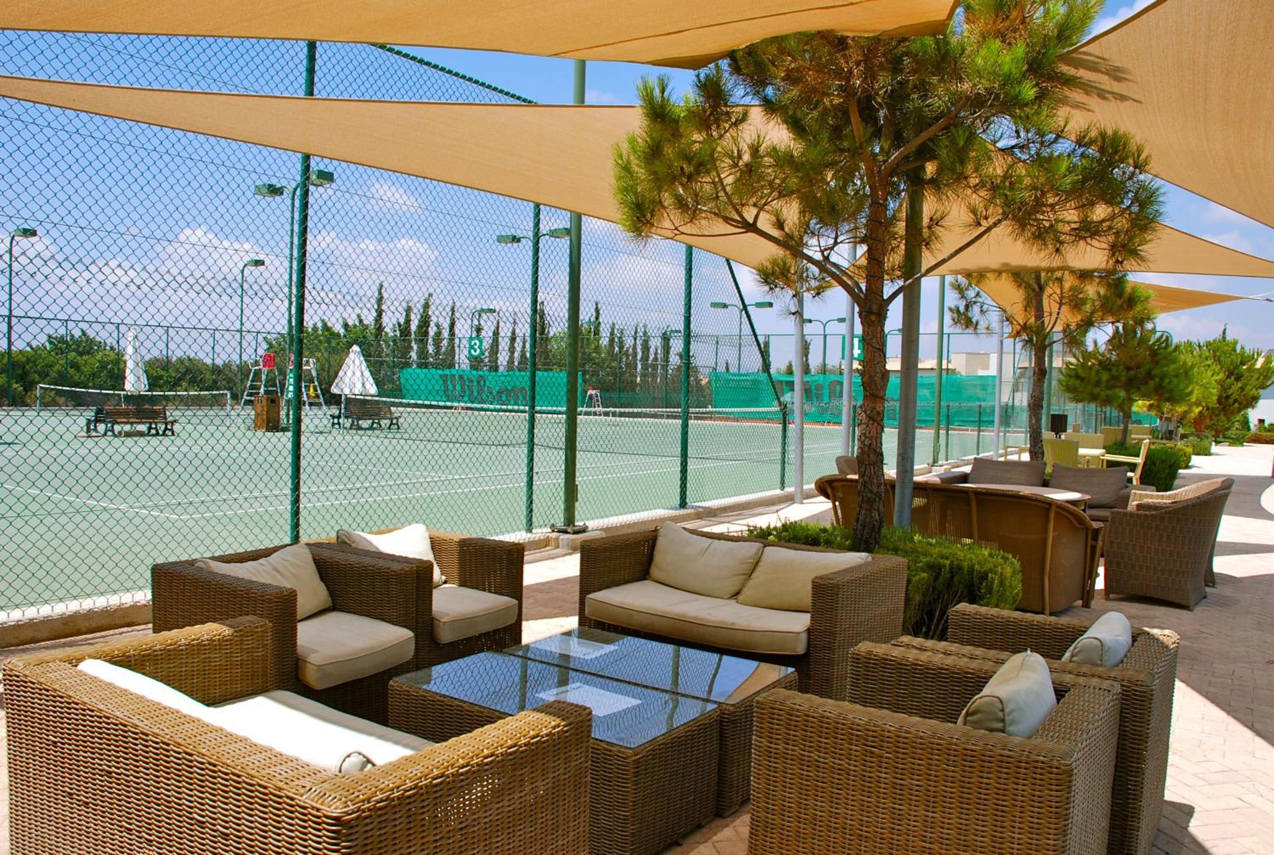 3 bedroom Villa Melandra with private pool and sea views, Aphrodite Hills Resort
