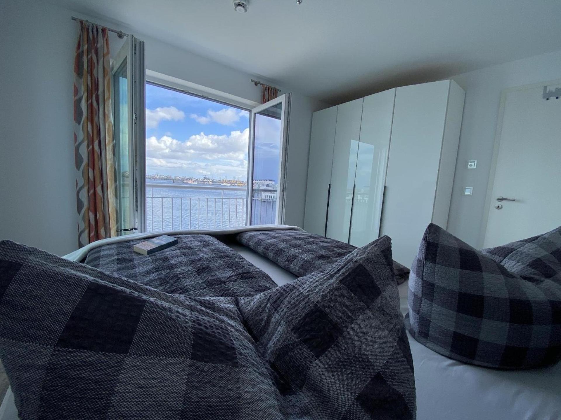 Ferienwohnung in Olpenitzdorf mit Terrasse und Whirlpool und Seeblick