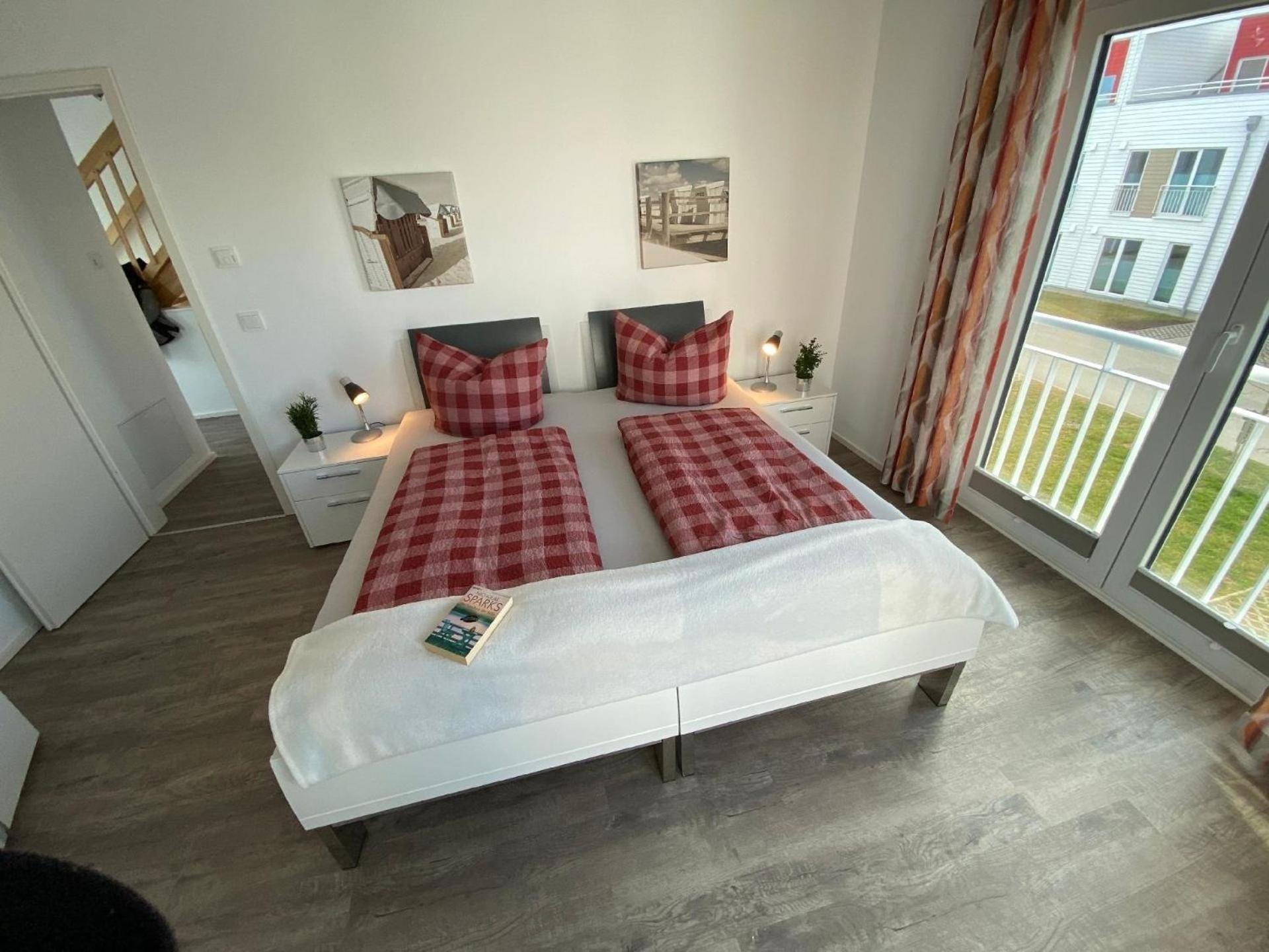 Ferienwohnung in Olpenitzdorf mit Terrasse und Whirlpool und Seeblick