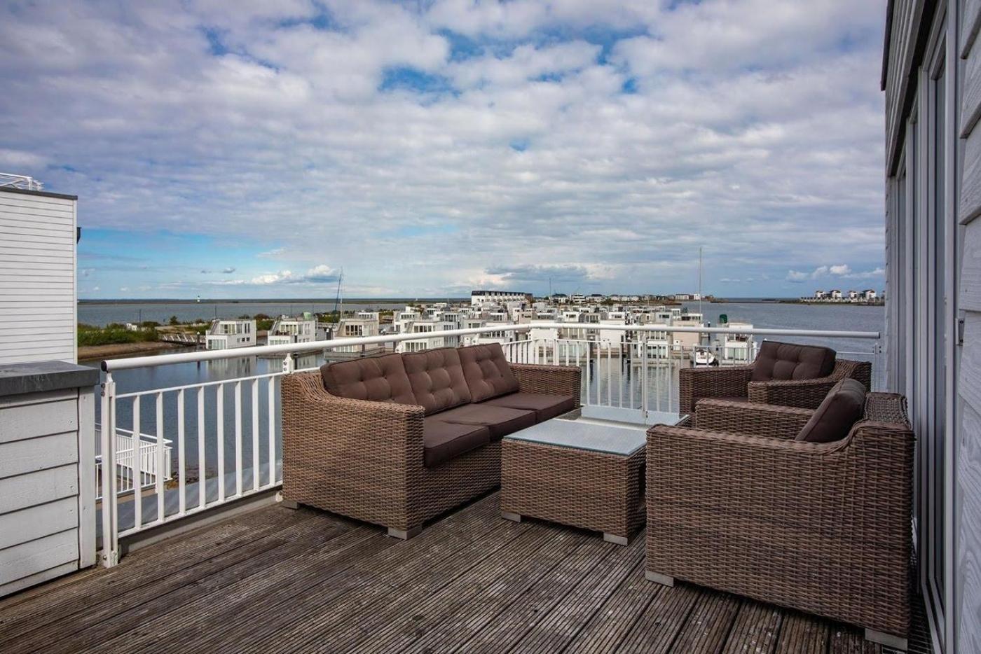 Ferienwohnung in Olpenitzdorf mit Terrasse und Whirlpool und Seeblick