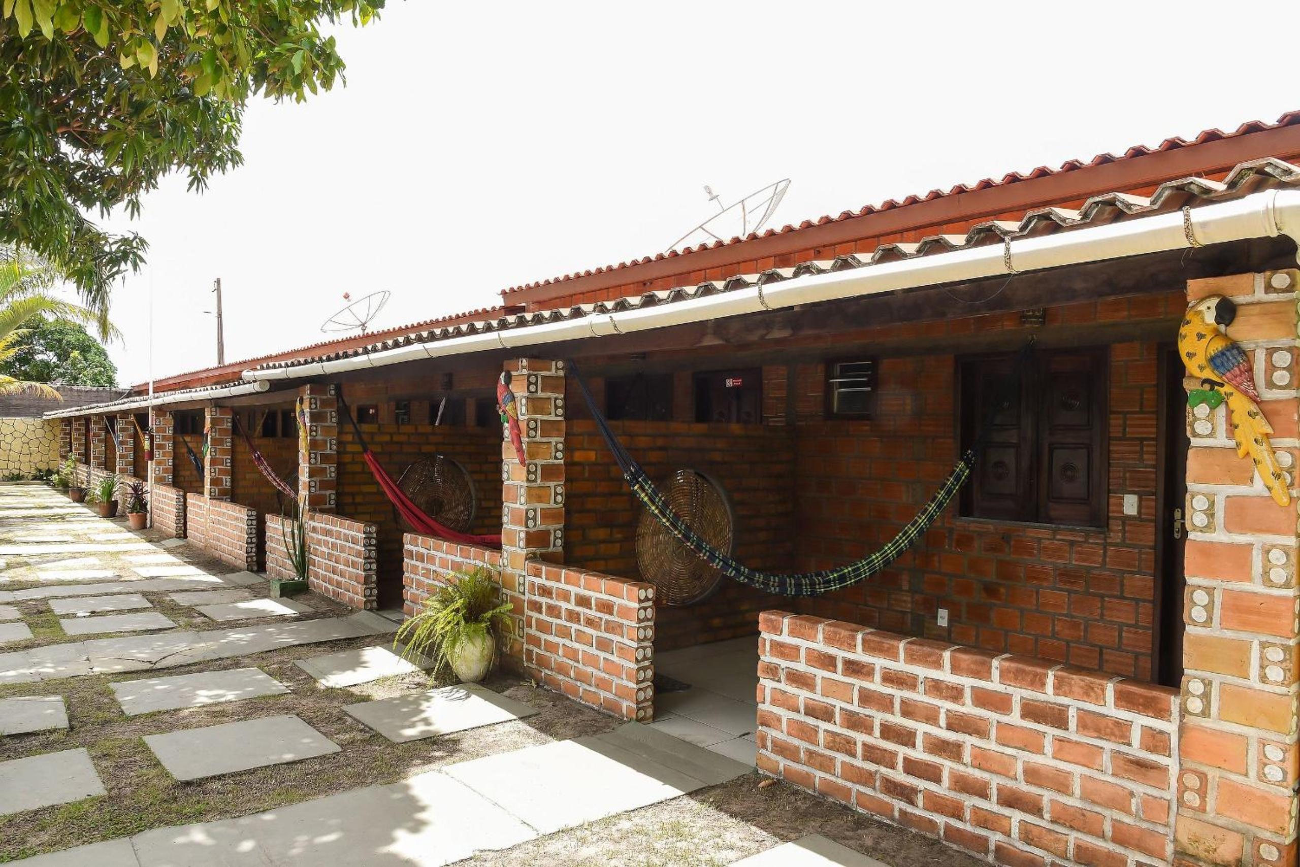 Suite and Breakfast in Barreirinhas for 4 people