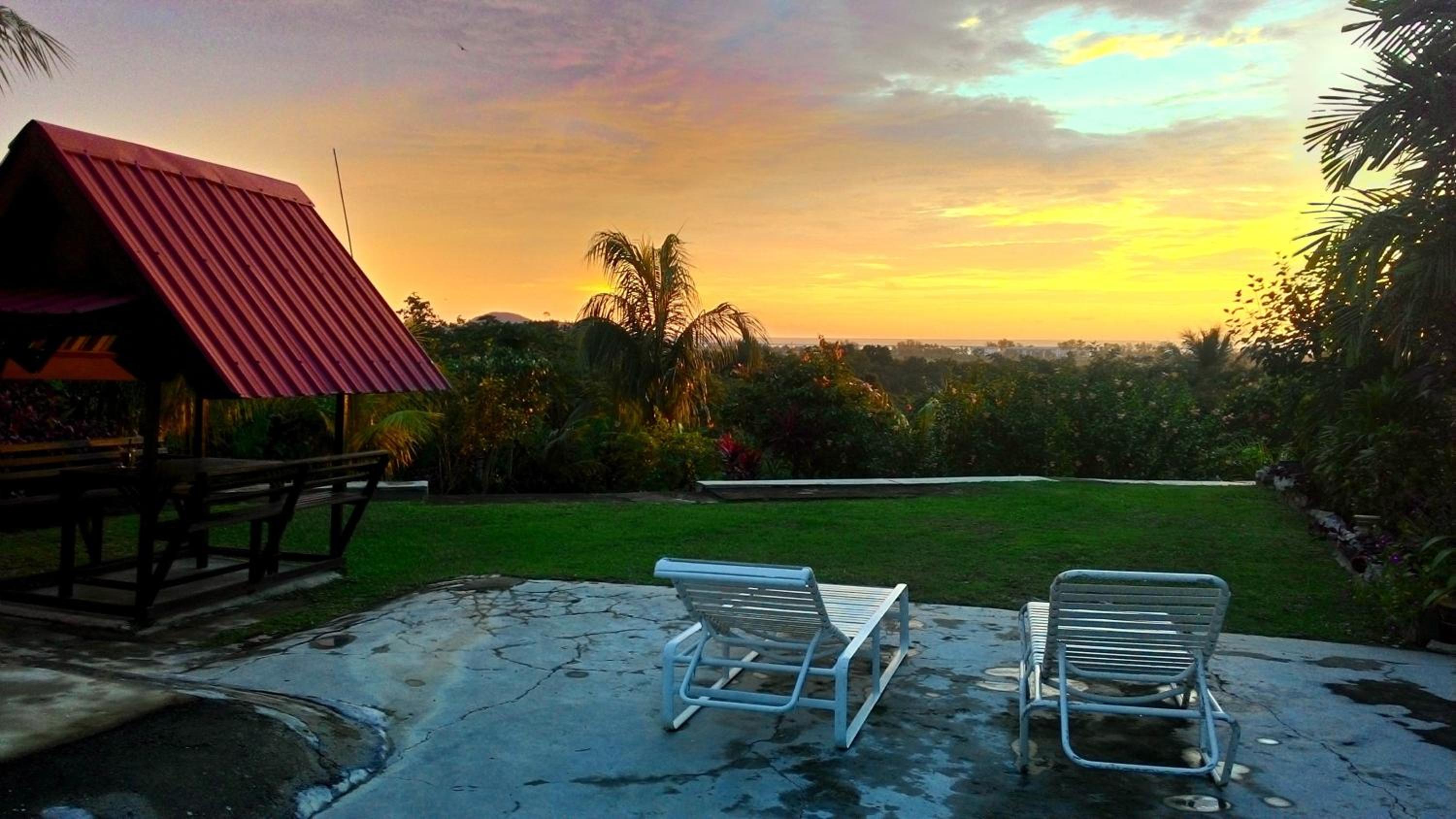 Pemandangan Indah Guest House - Look Out Point Villa- - Image 3