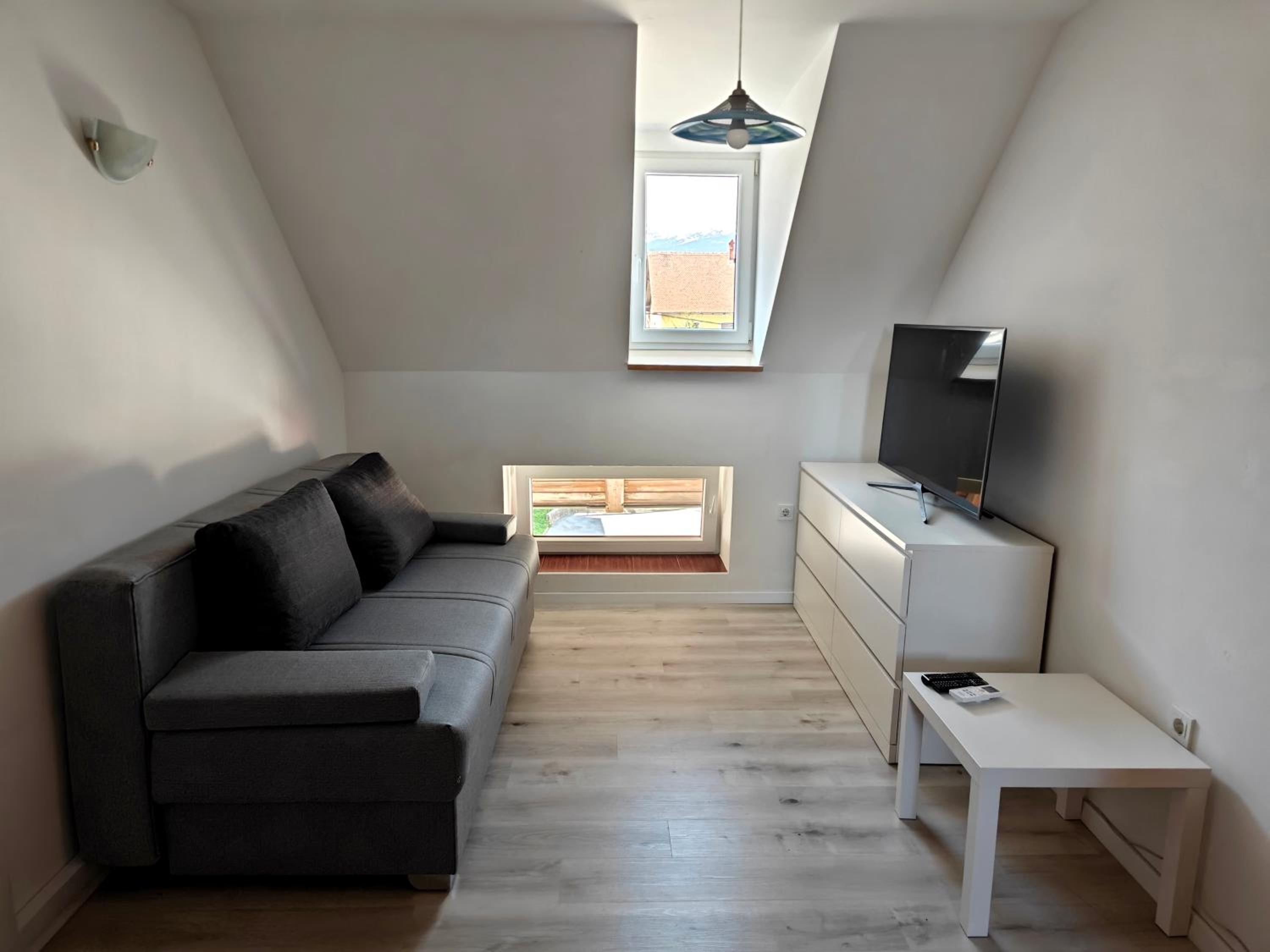 Apartmaji Pri Kokolu