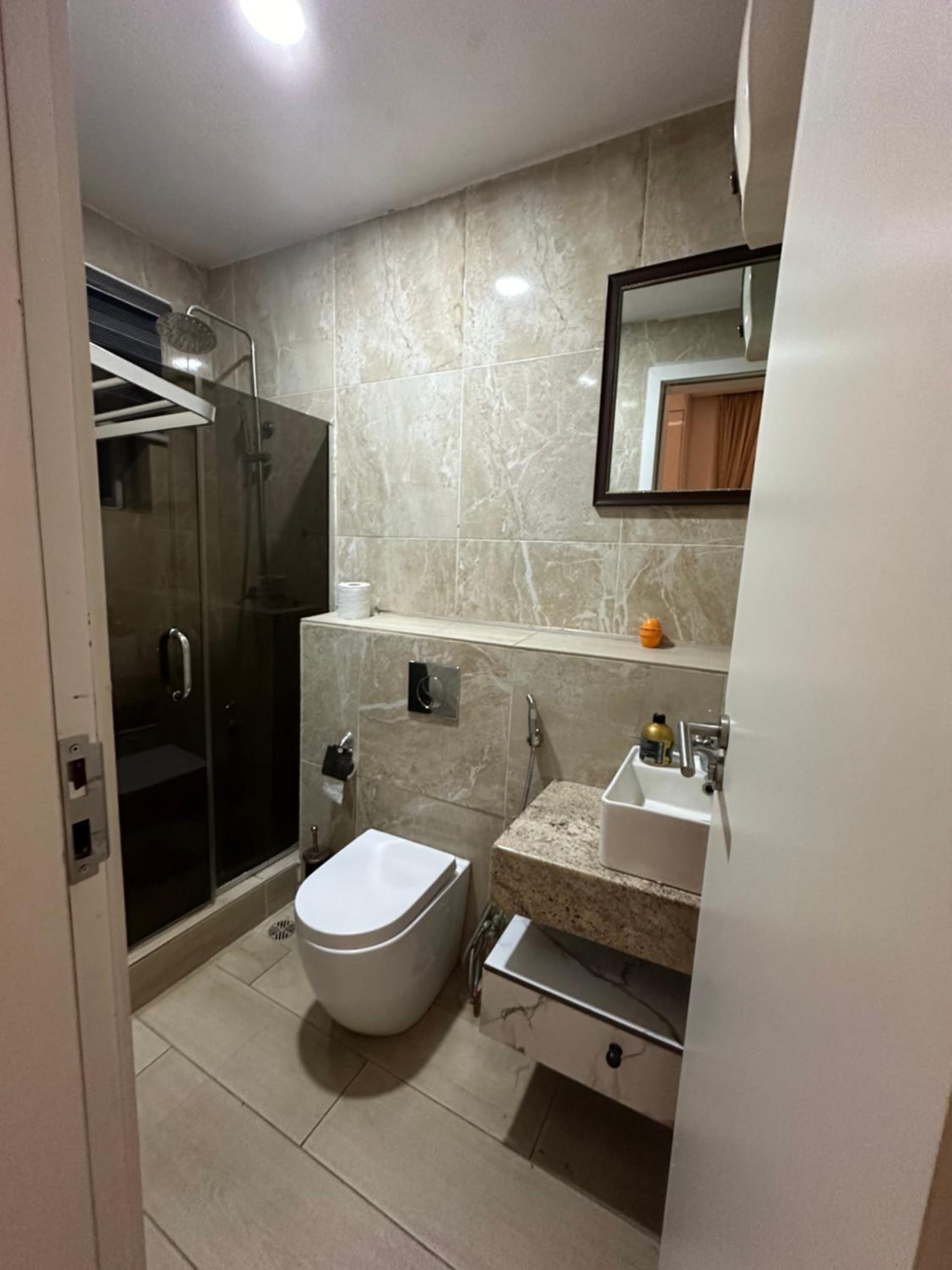 Apartment 206, Jamieson’s court. view 2