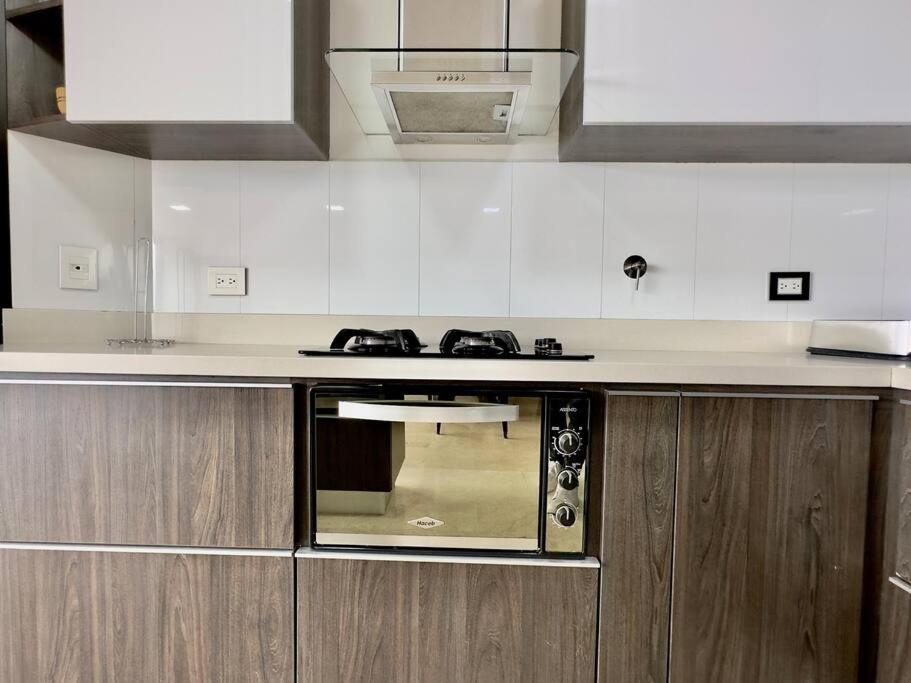502 El Poblado: Beautiful & ample space for families