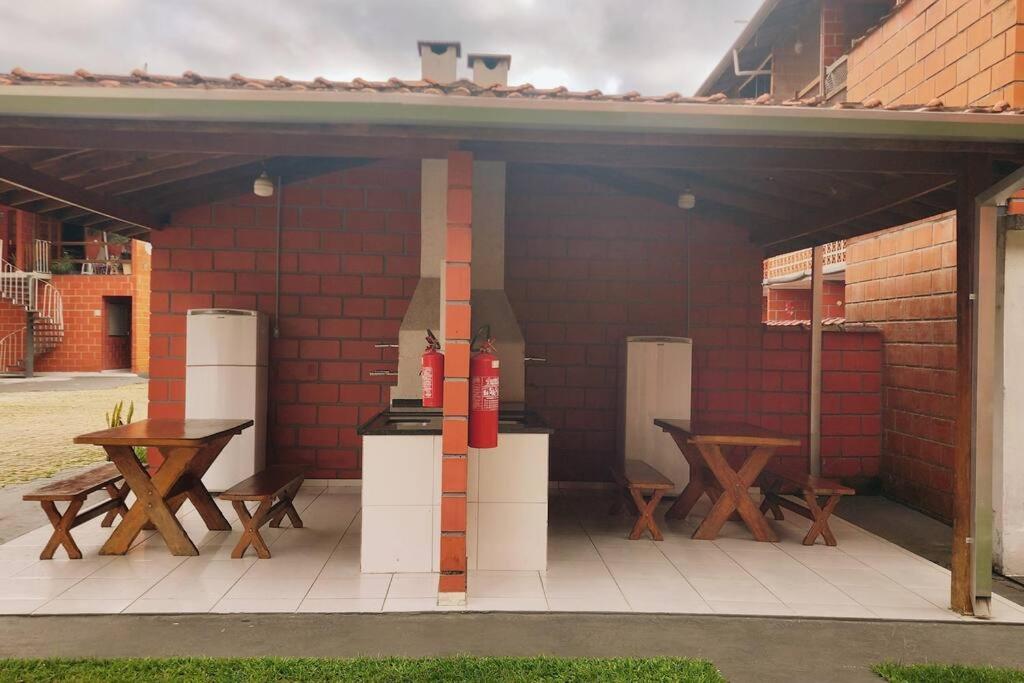Martim de Sá - Loft em Condomínio com piscina