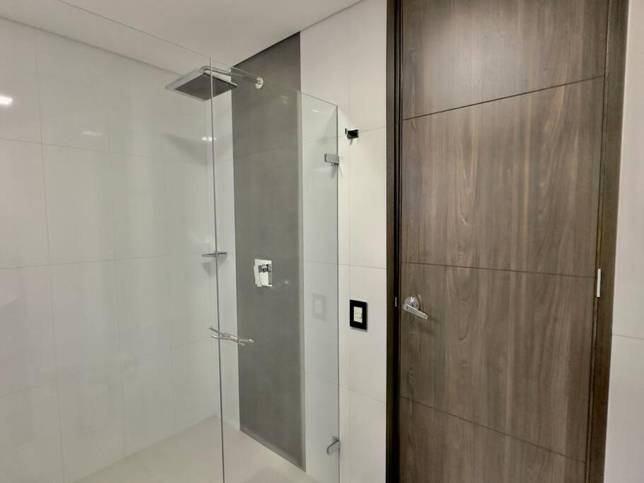 502 El Poblado: Beautiful & ample space for families