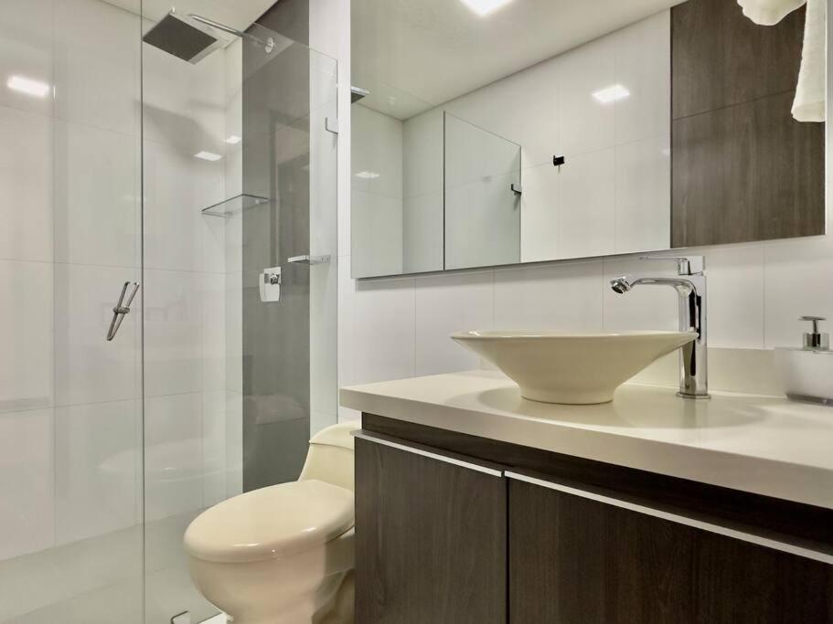502 El Poblado: Beautiful & ample space for families