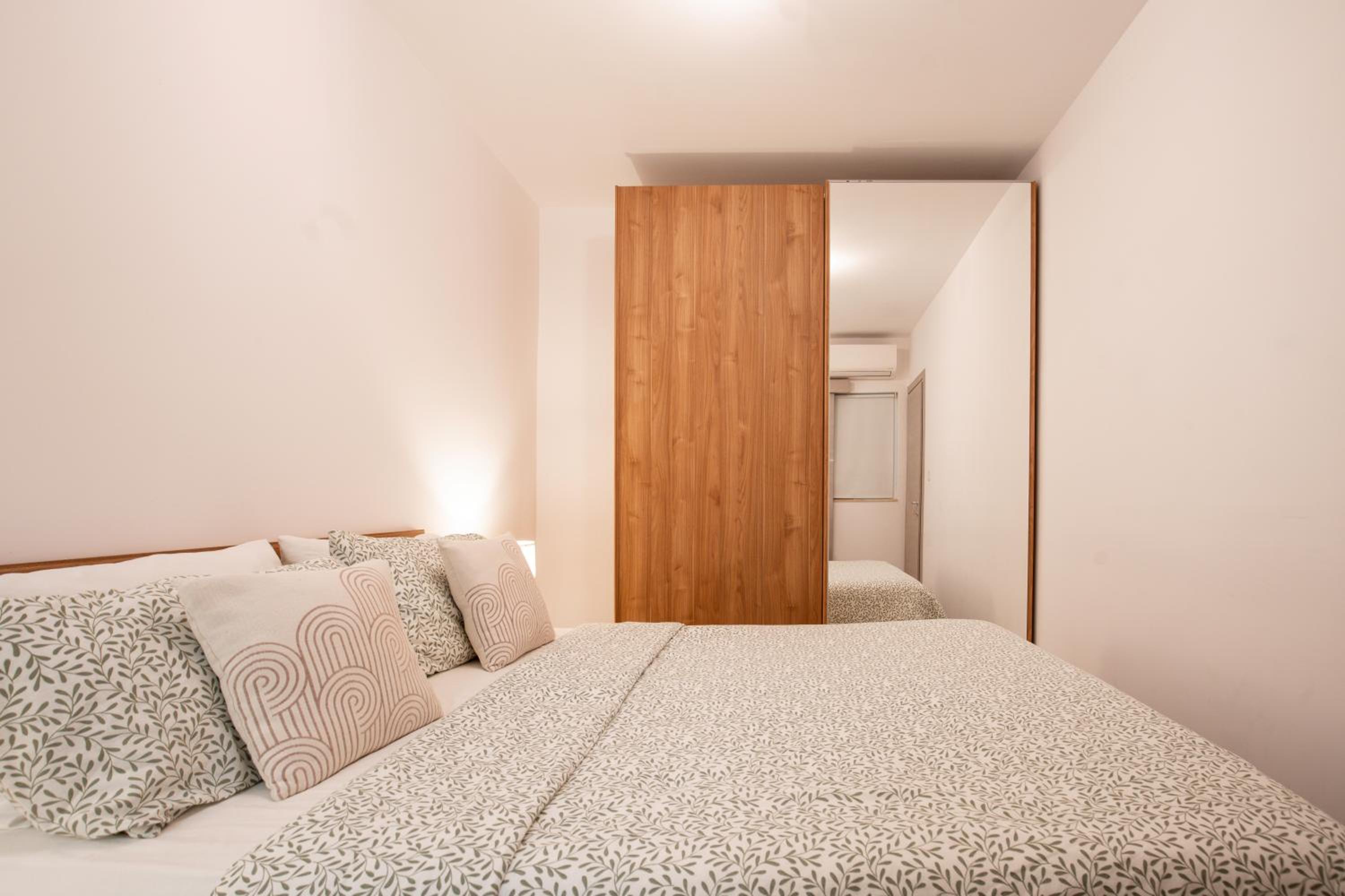 Brand New 2 Bed 2 Bath Apartment In Sliema By The Sea view 3