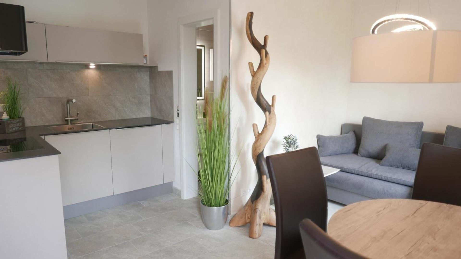 Nettes Appartement in Herdwangen-Schönach mit Kleiner Terrasse
