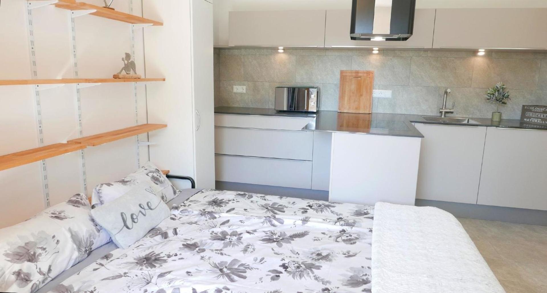 Nettes Appartement in Herdwangen-Schönach mit Kleiner Terrasse
