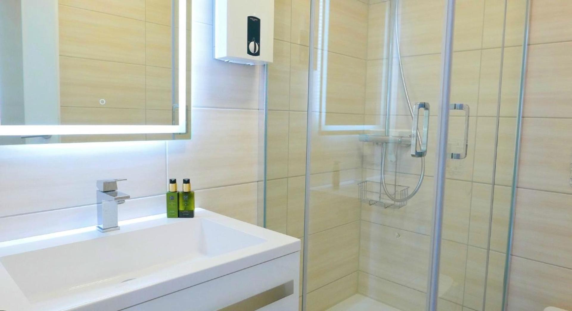 Nettes Appartement in Herdwangen-Schönach mit Kleiner Terrasse