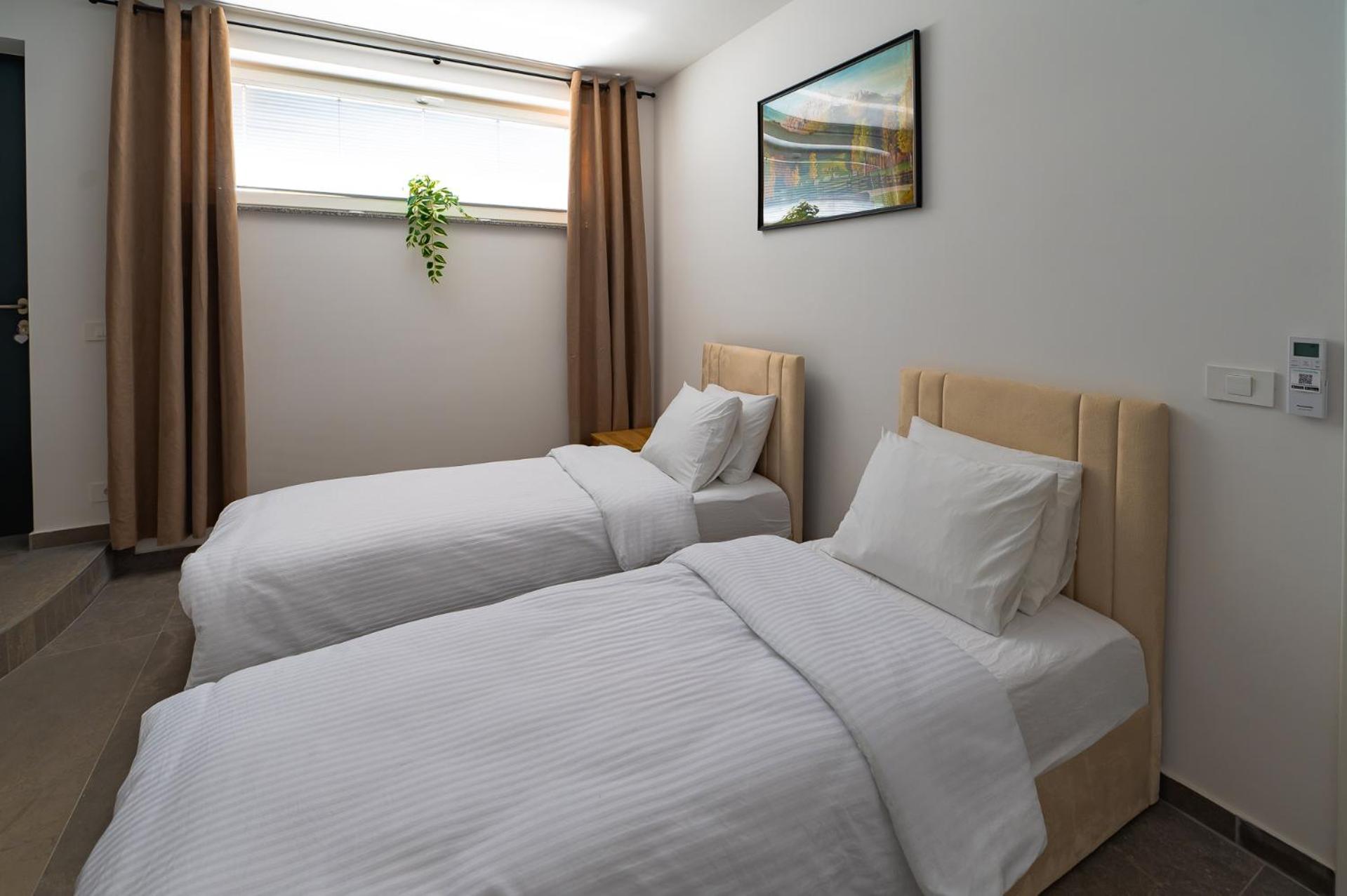 Apartments Luxury AD