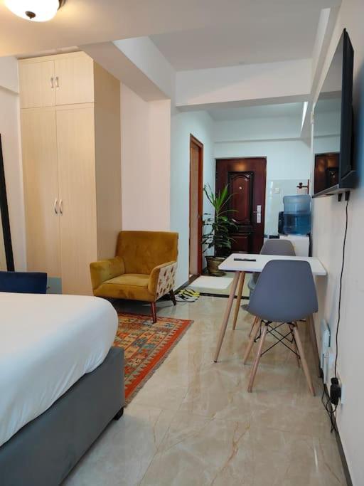 Lovely Studio Apartment on Dennis Pritt Kilimani view 4