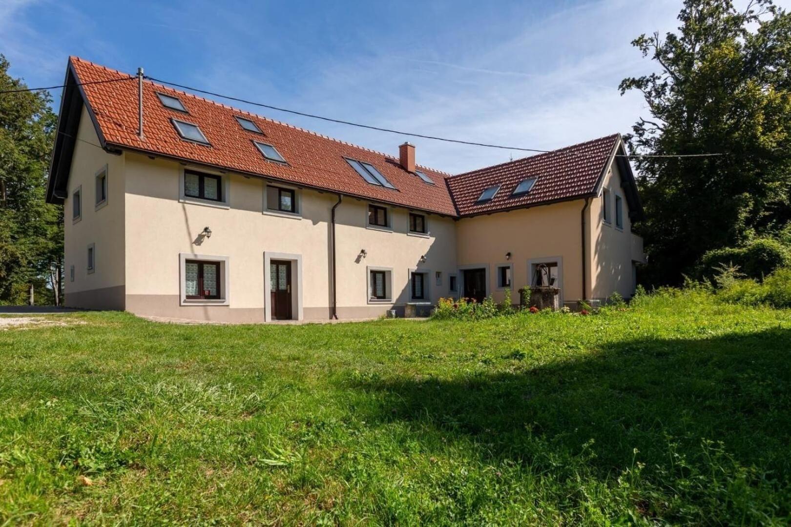 Studio Für 4 Personen Ca 106 M Sup2 In Gozd, Krain Innerkrain