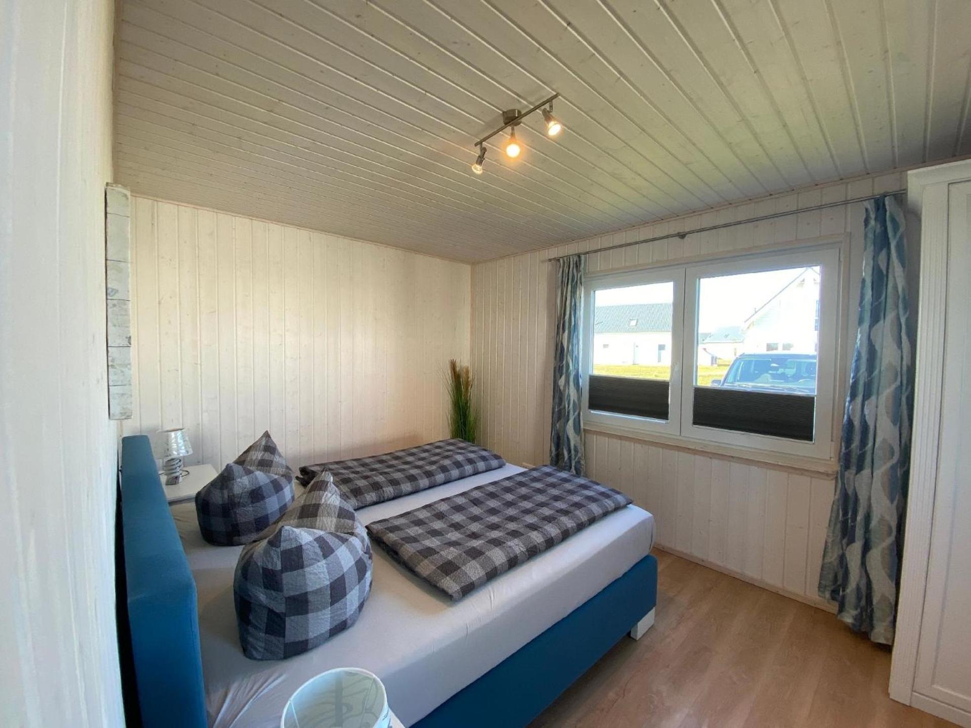 Kleines Ferienhaus in Kappeln mit Terrasse und Seeblick
