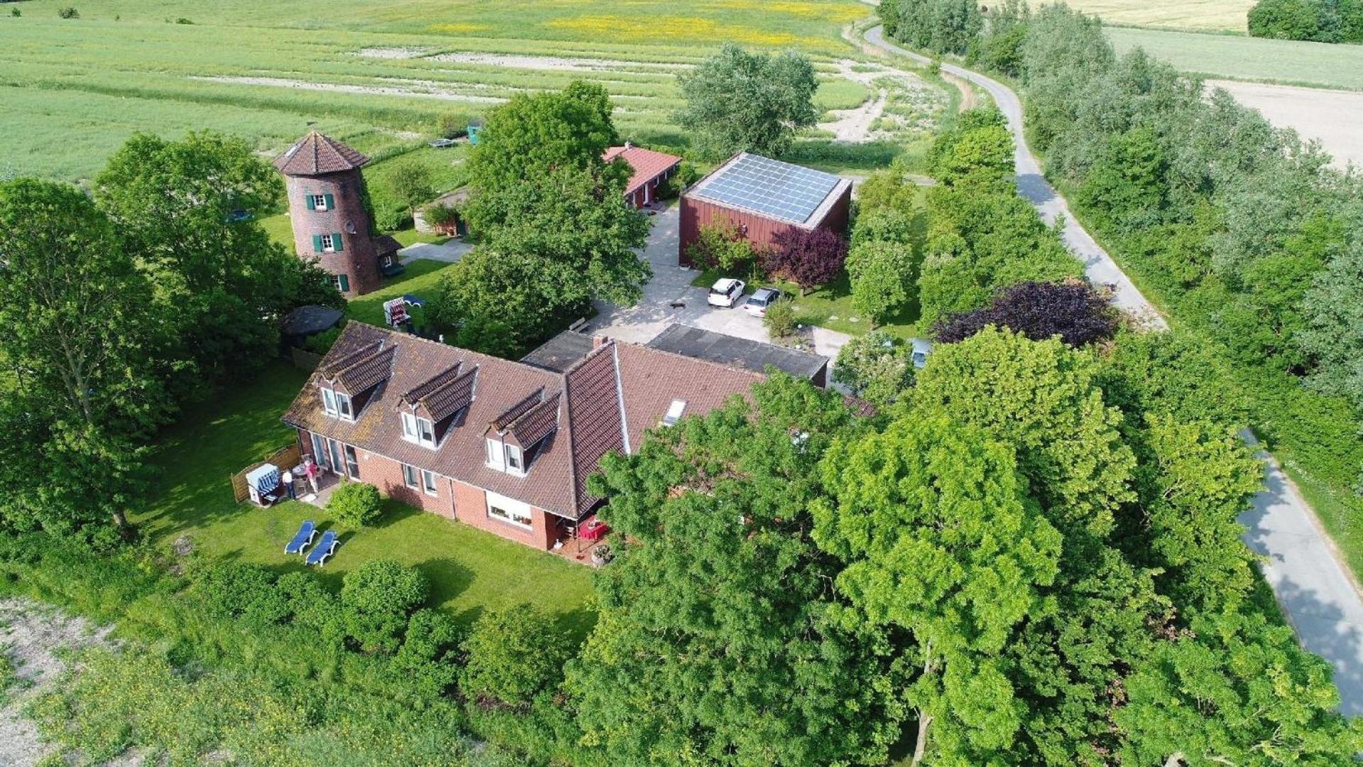 Einzel- oder Doppelzimmer mit Frühstück im Obergeschoß