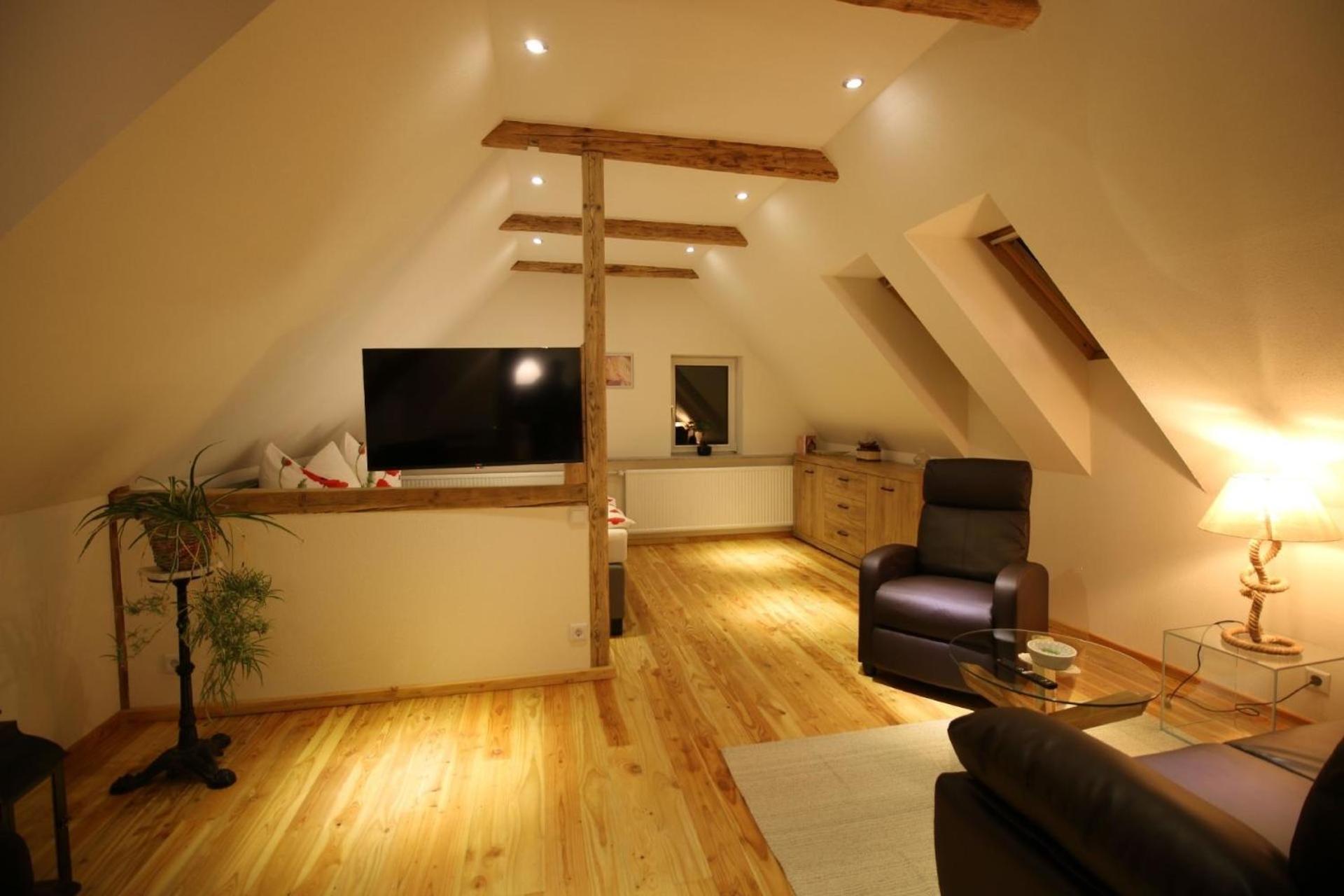 Appartement in Kurort Jonsdorf mit Terrasse, Grill und Garten